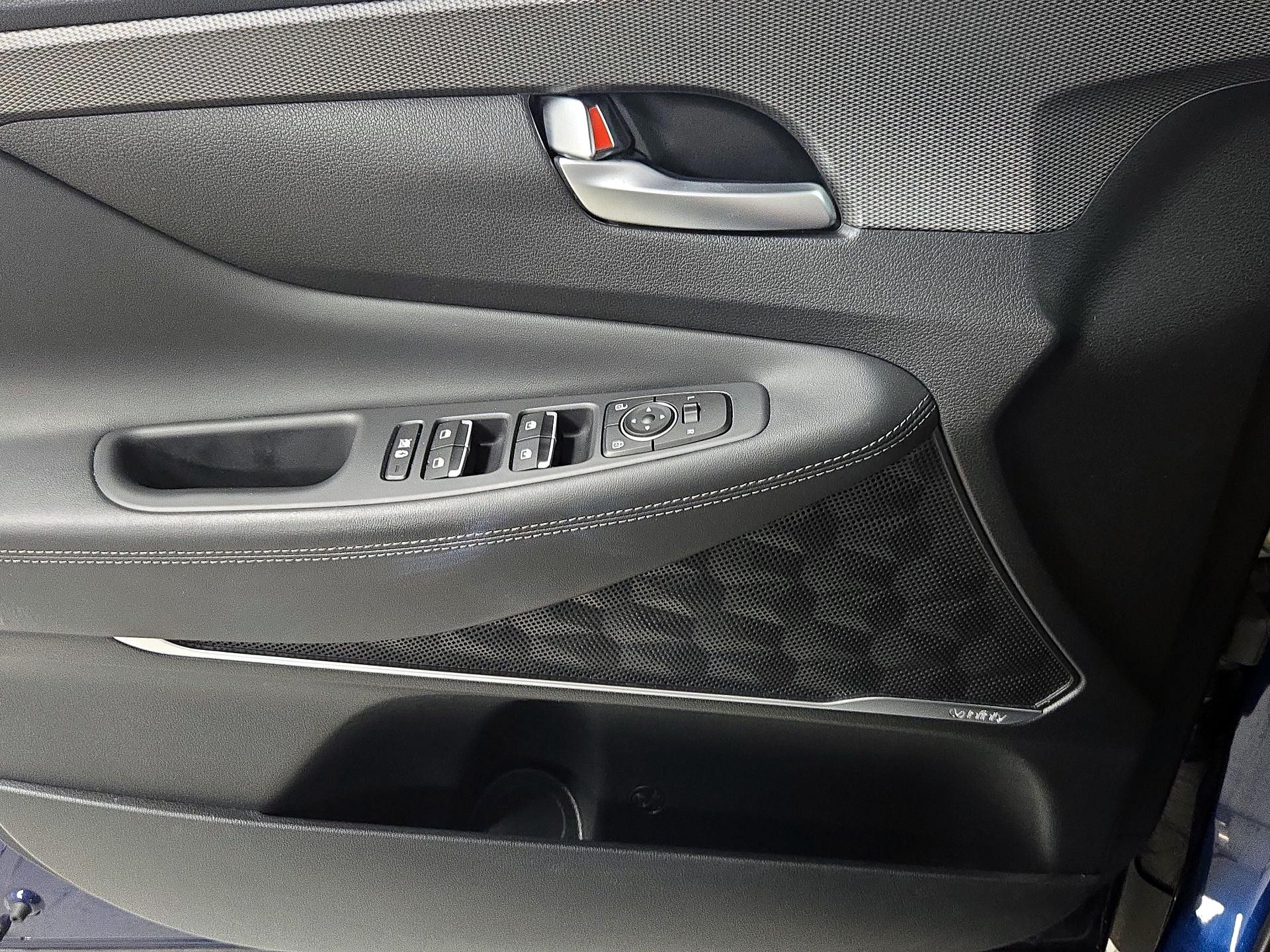 Thumbnail: 2020 Hyundai Santa Fe - 12