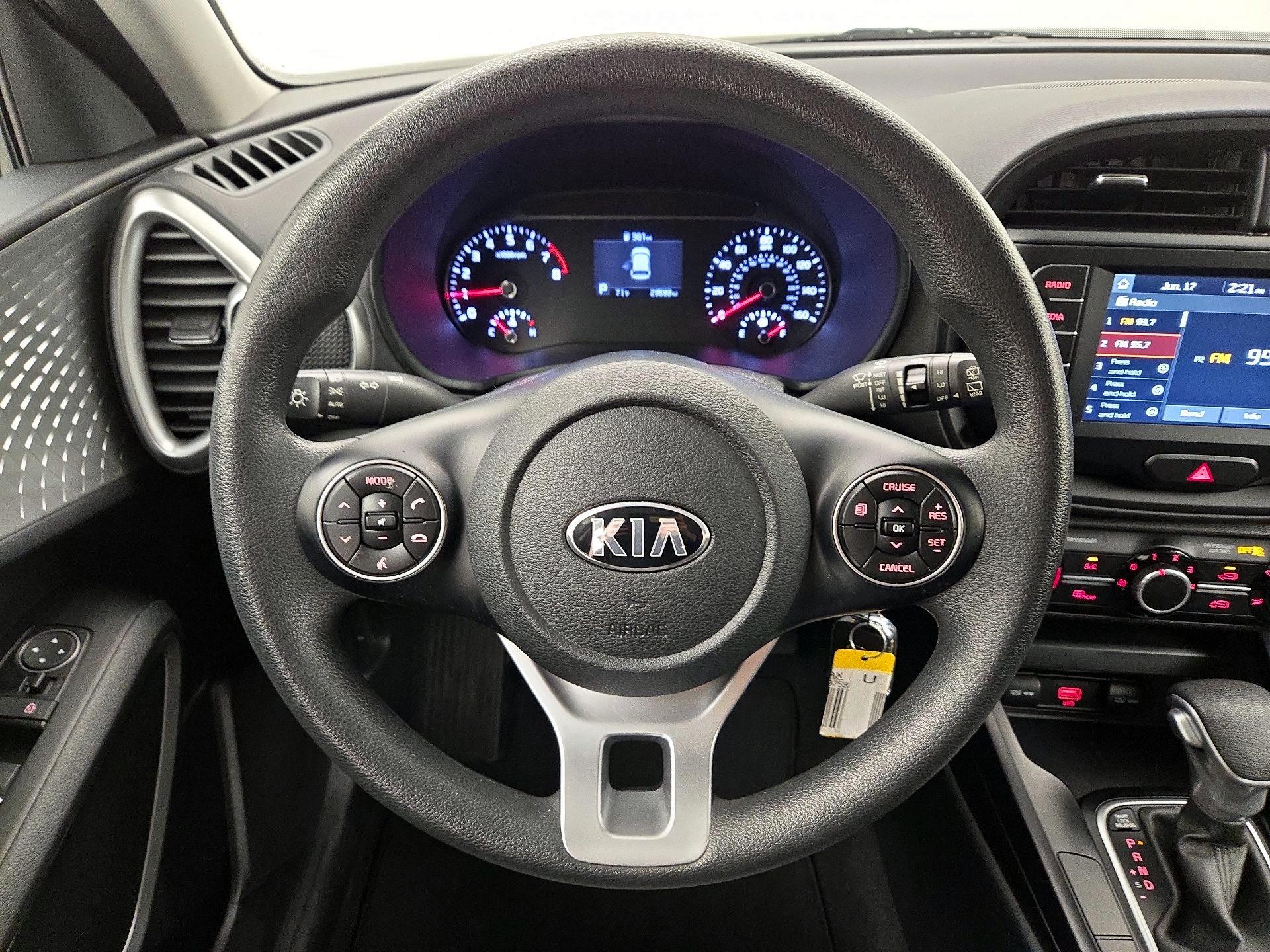 Thumbnail: 2020 Kia Soul - 10