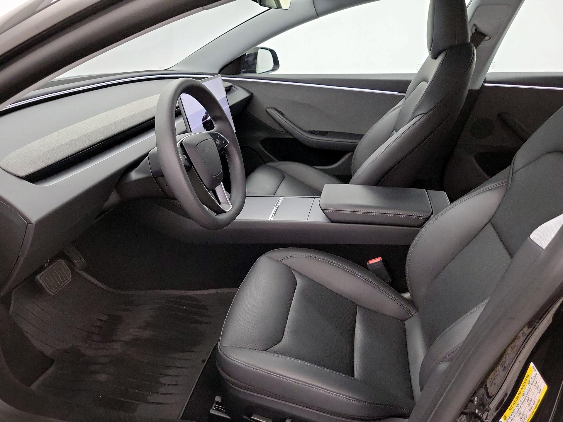 Thumbnail: 2024 Tesla Model 3 - 11