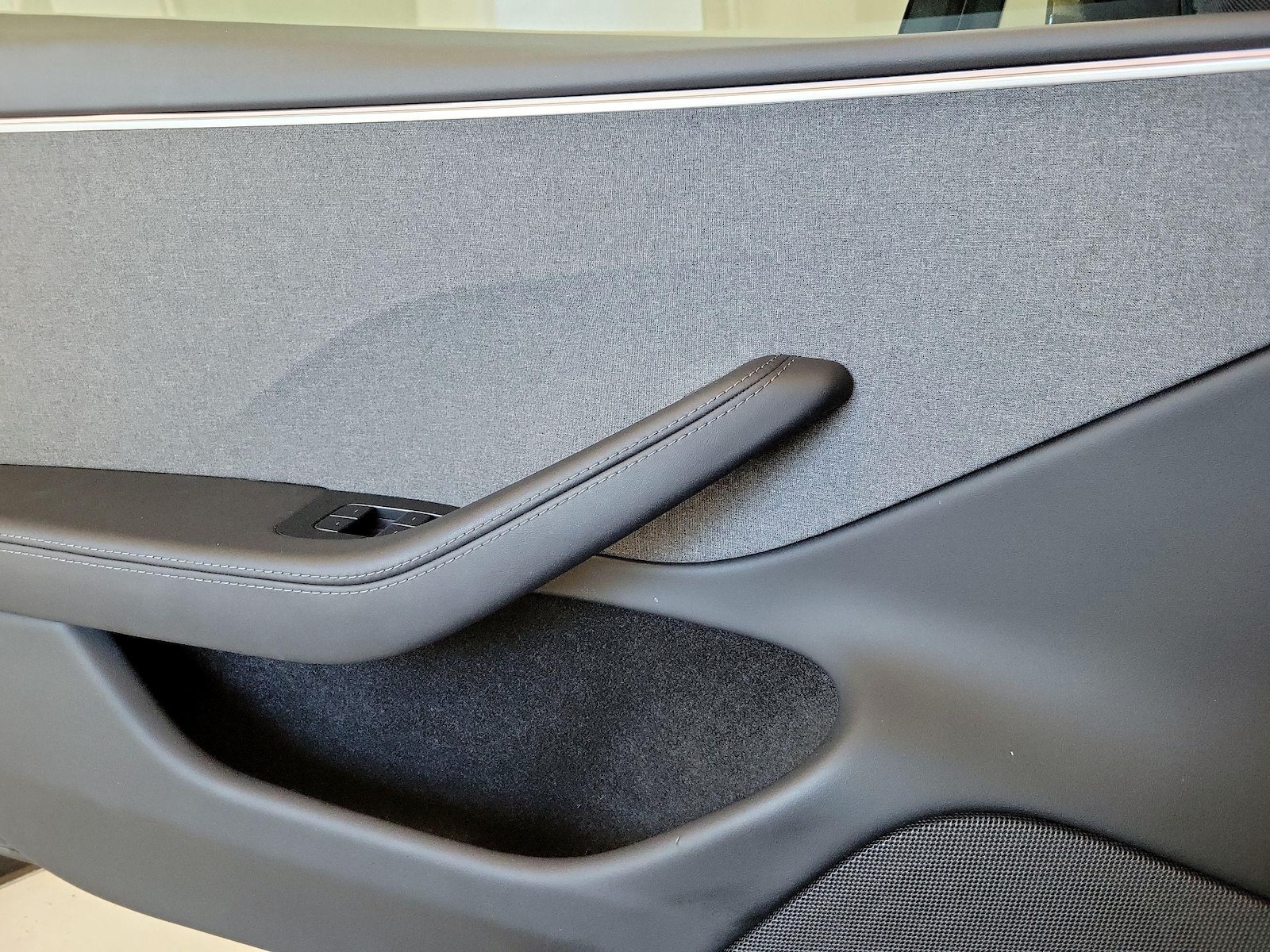 2024 Tesla Model 3 Long Range - Photo 13