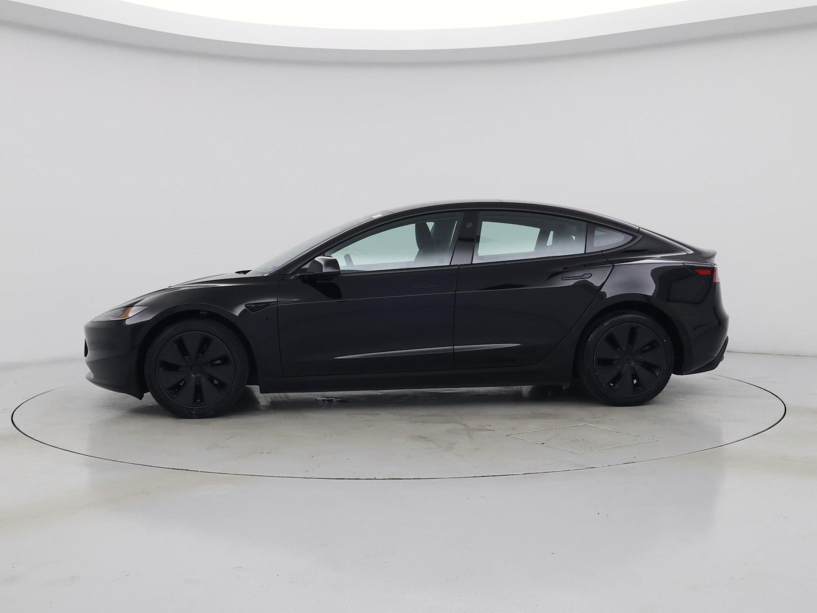 2024 Tesla Model 3 Long Range - Photo 4