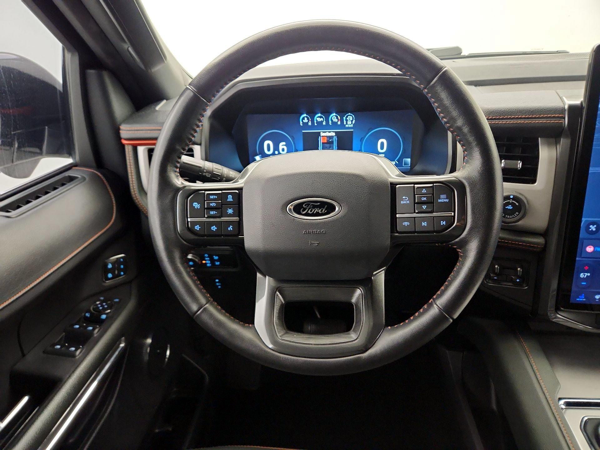 Thumbnail: 2022 Ford Expedition - 10