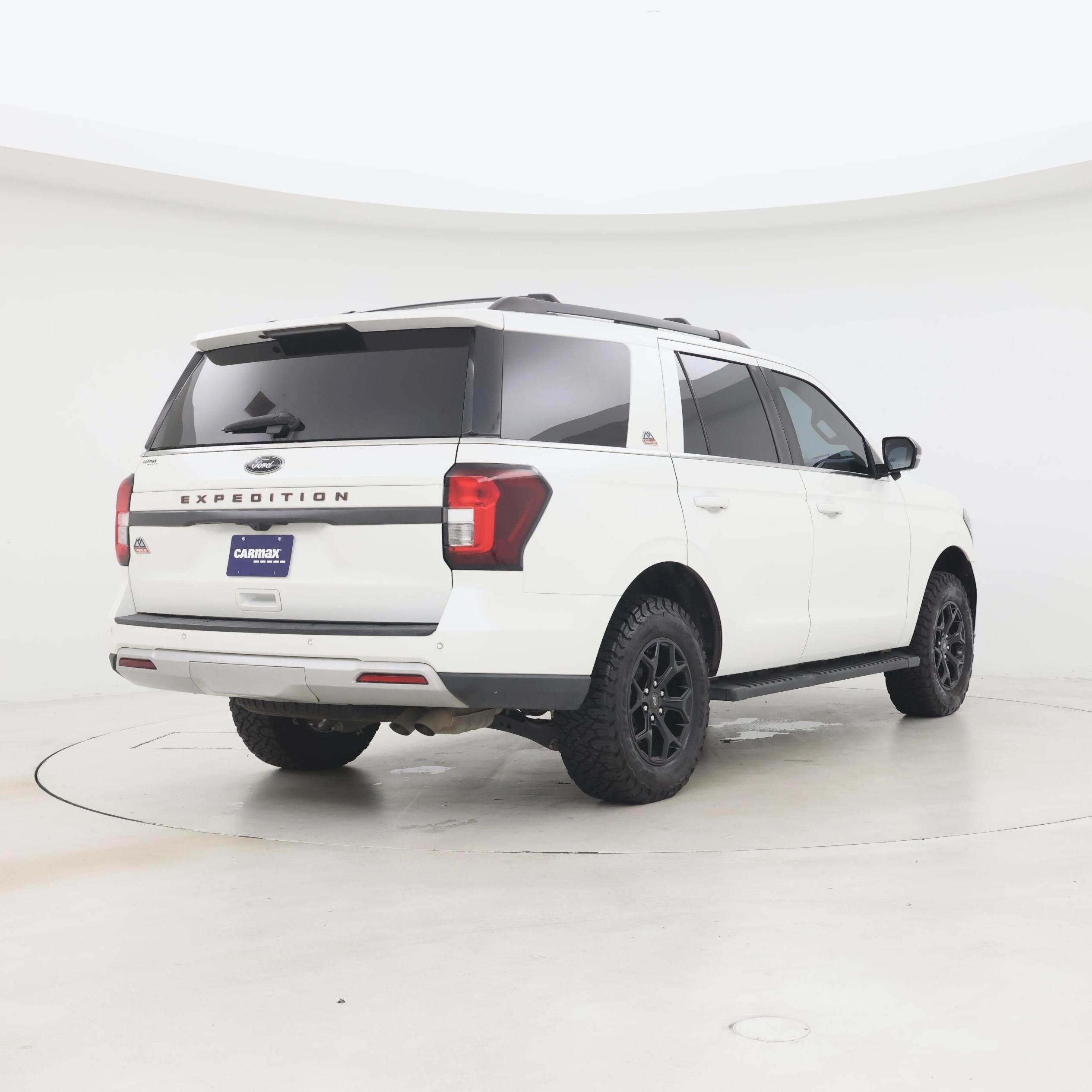 Thumbnail: 2022 Ford Expedition - 8