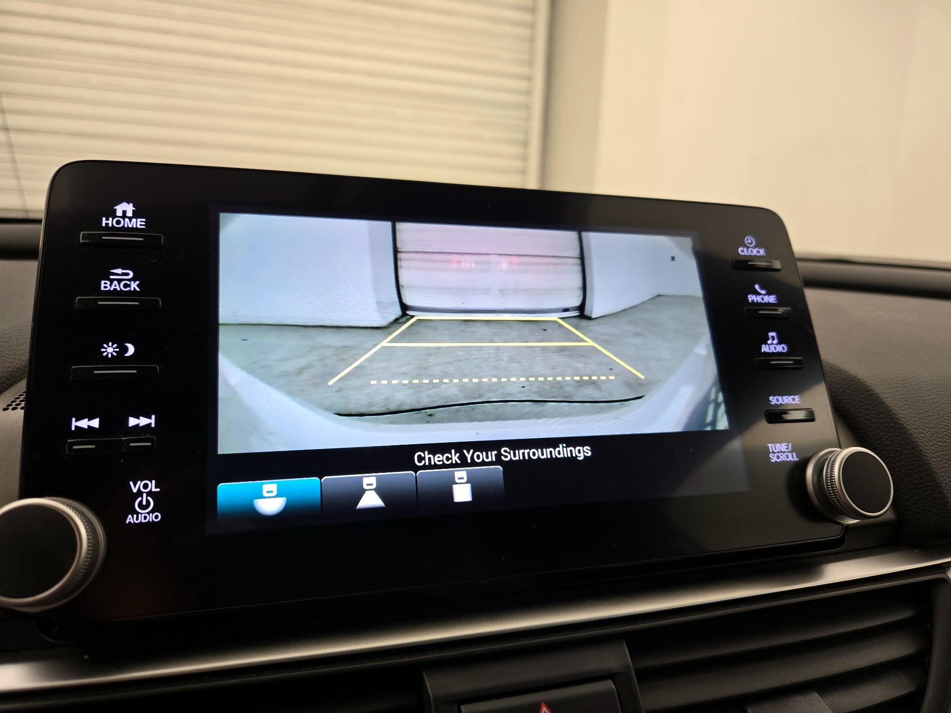 Thumbnail: 2018 Honda Accord - 14