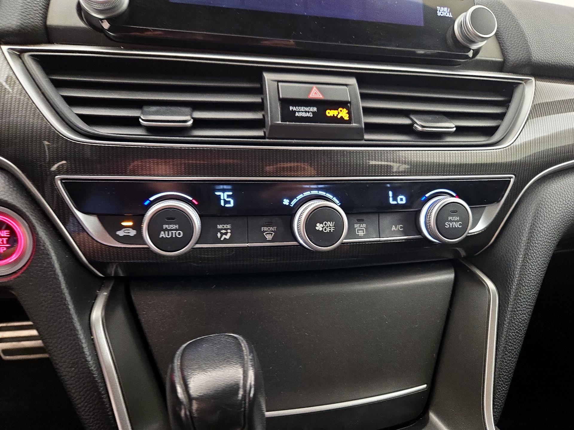 Thumbnail: 2018 Honda Accord - 16