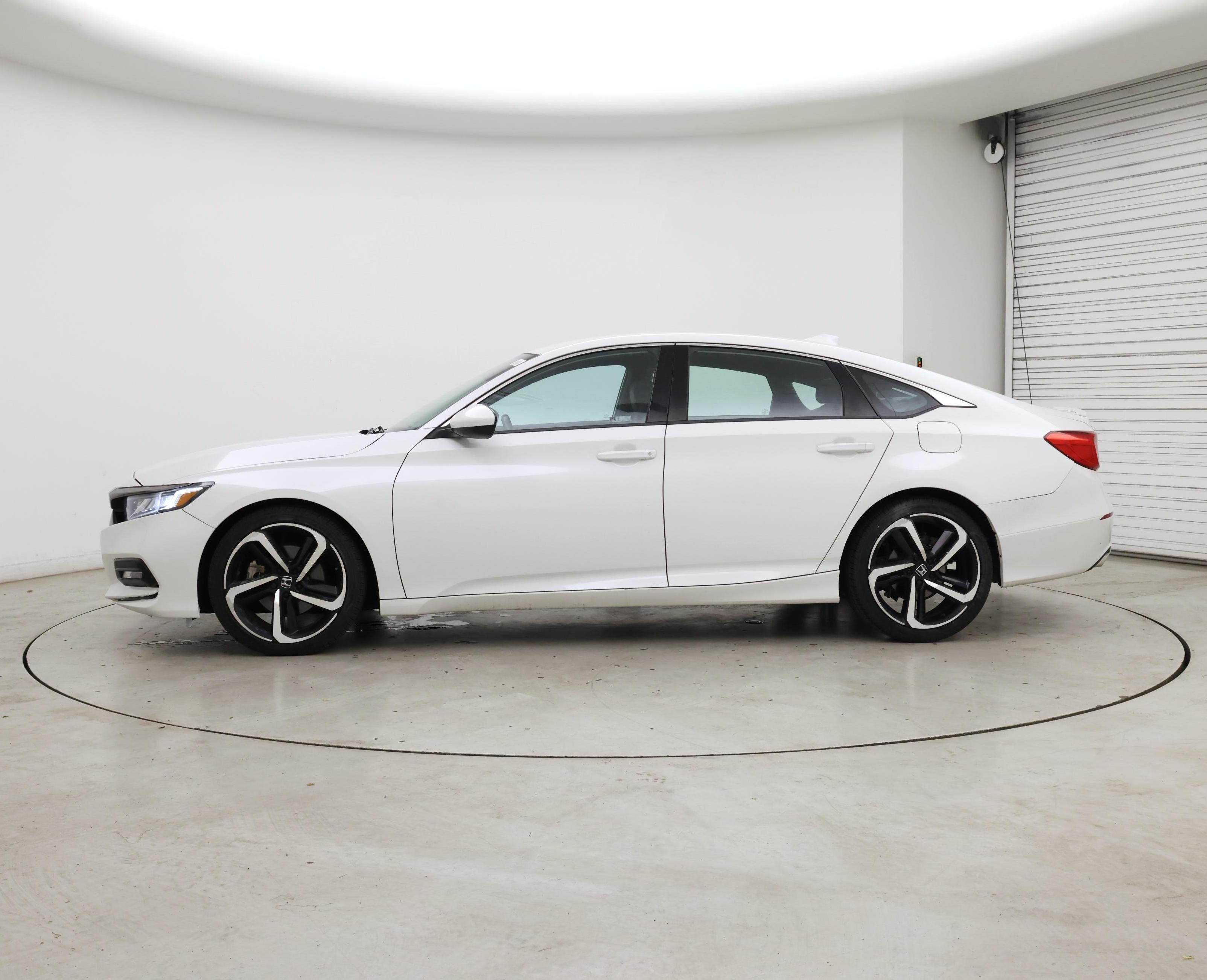 Thumbnail: 2018 Honda Accord - 3