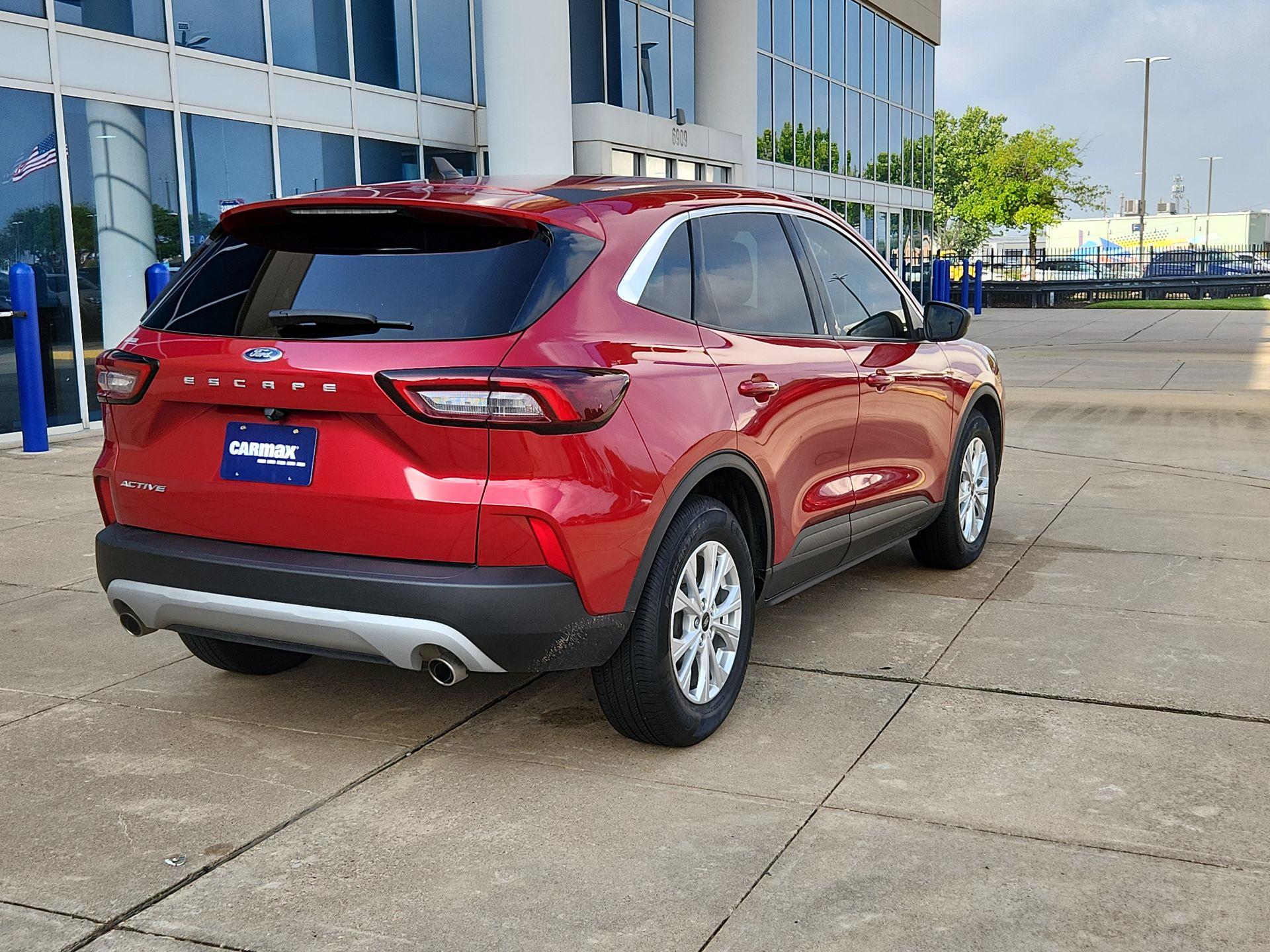 Thumbnail: 2023 Ford Escape - 5
