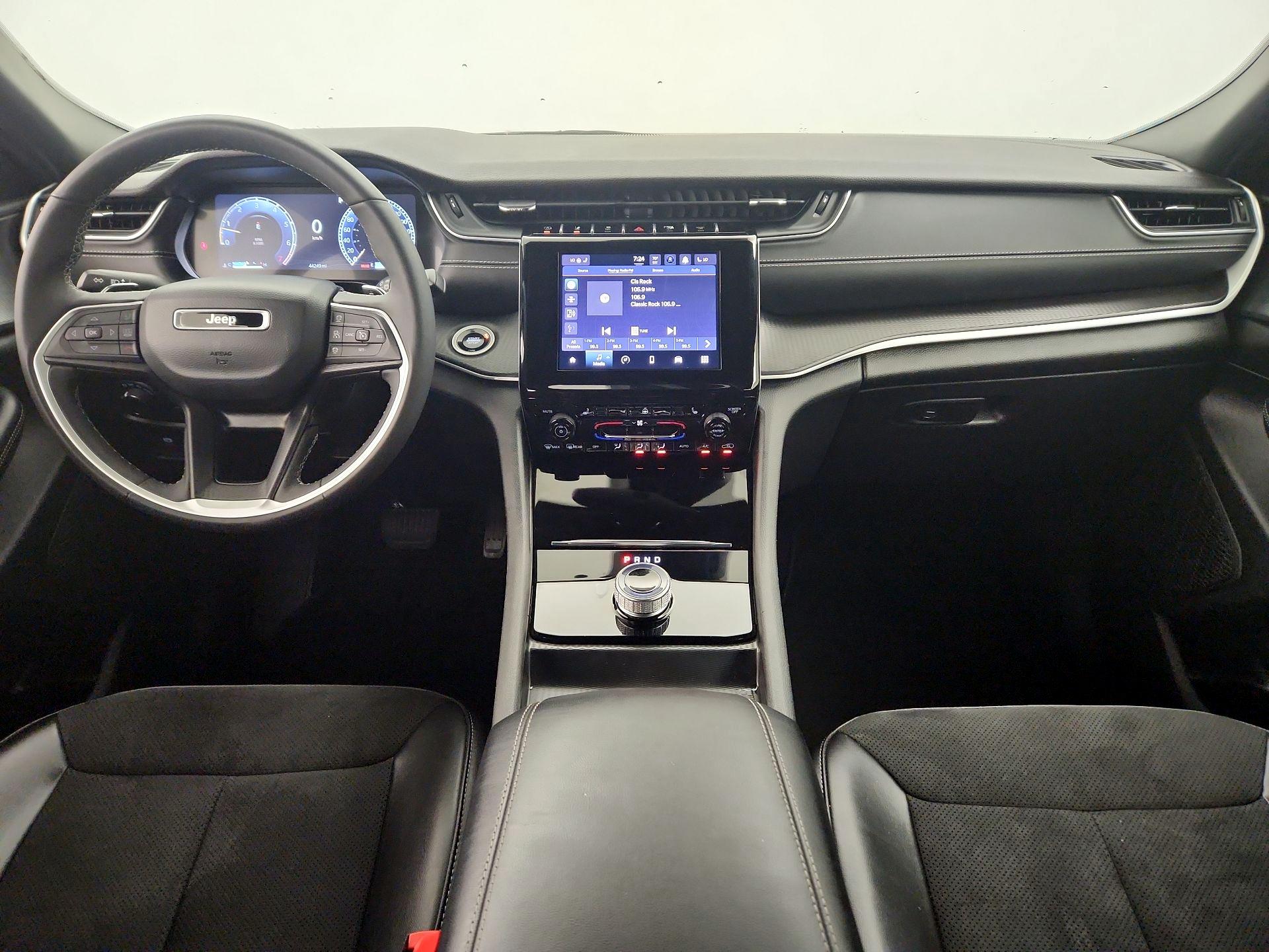 Thumbnail: 2024 Jeep Grand Cherokee L - 9
