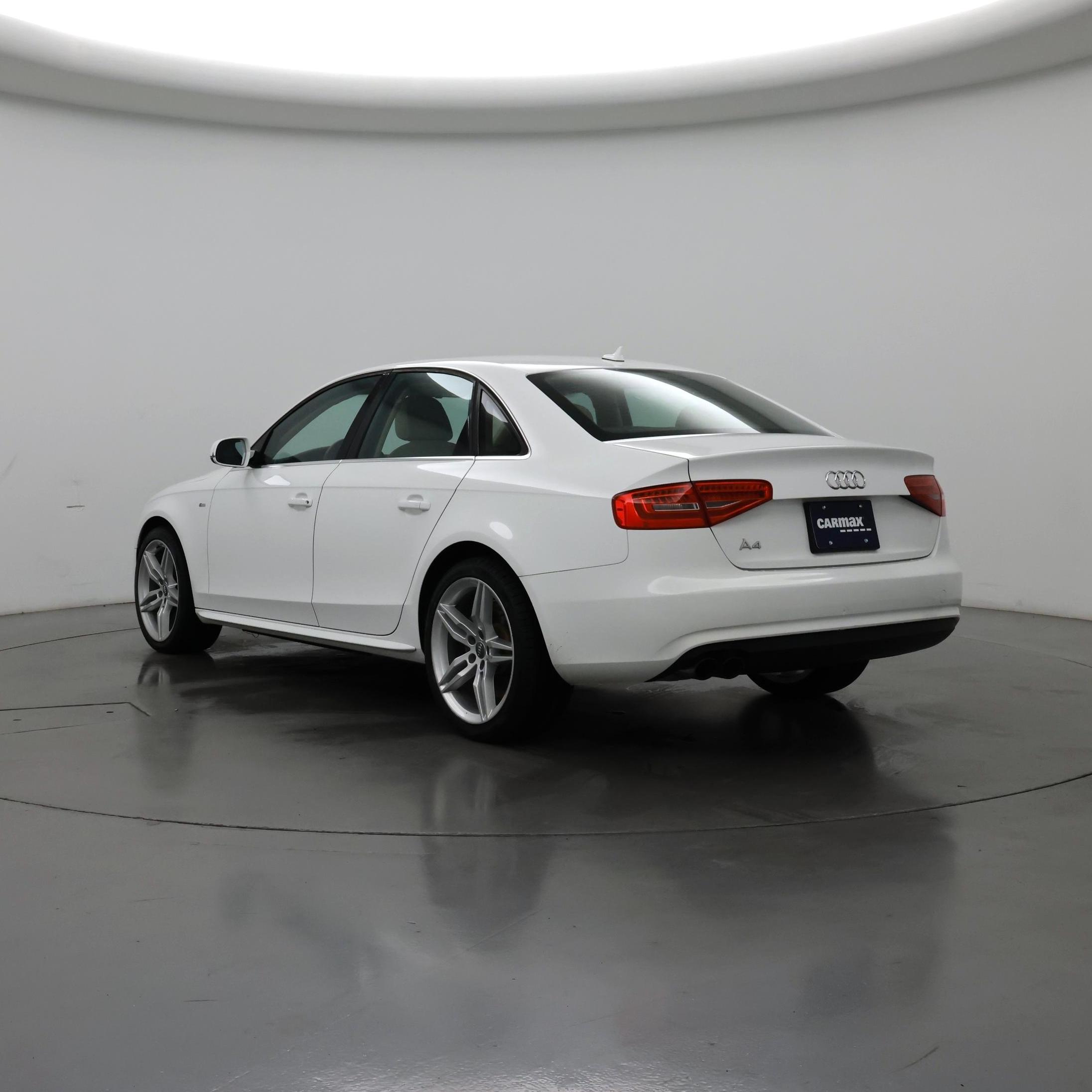 Thumbnail: 2015 Audi A4 - 2