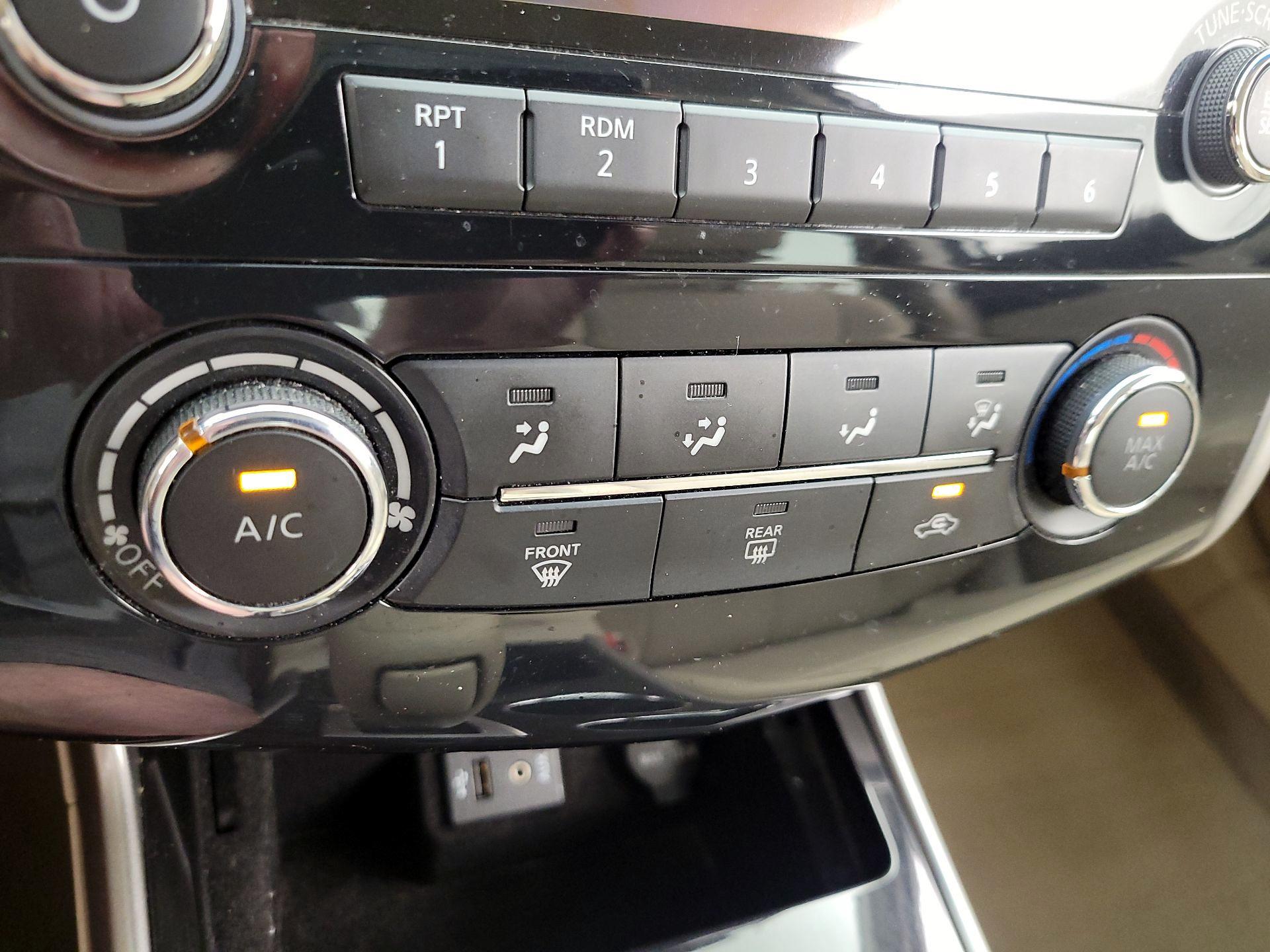 Thumbnail: 2014 Nissan Altima - 16