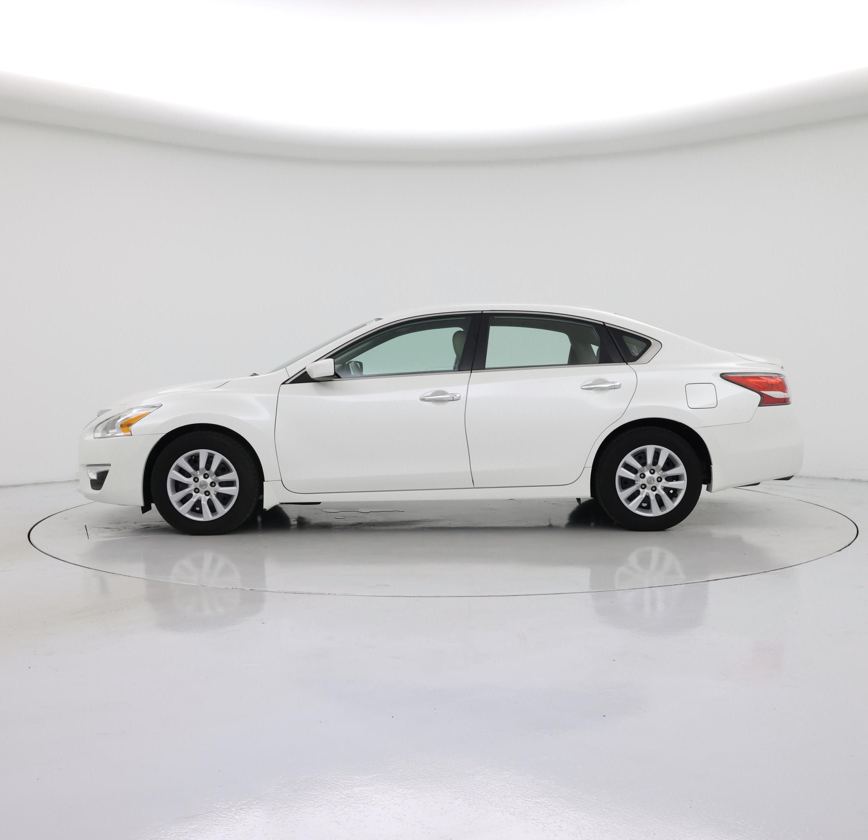 Thumbnail: 2014 Nissan Altima - 3