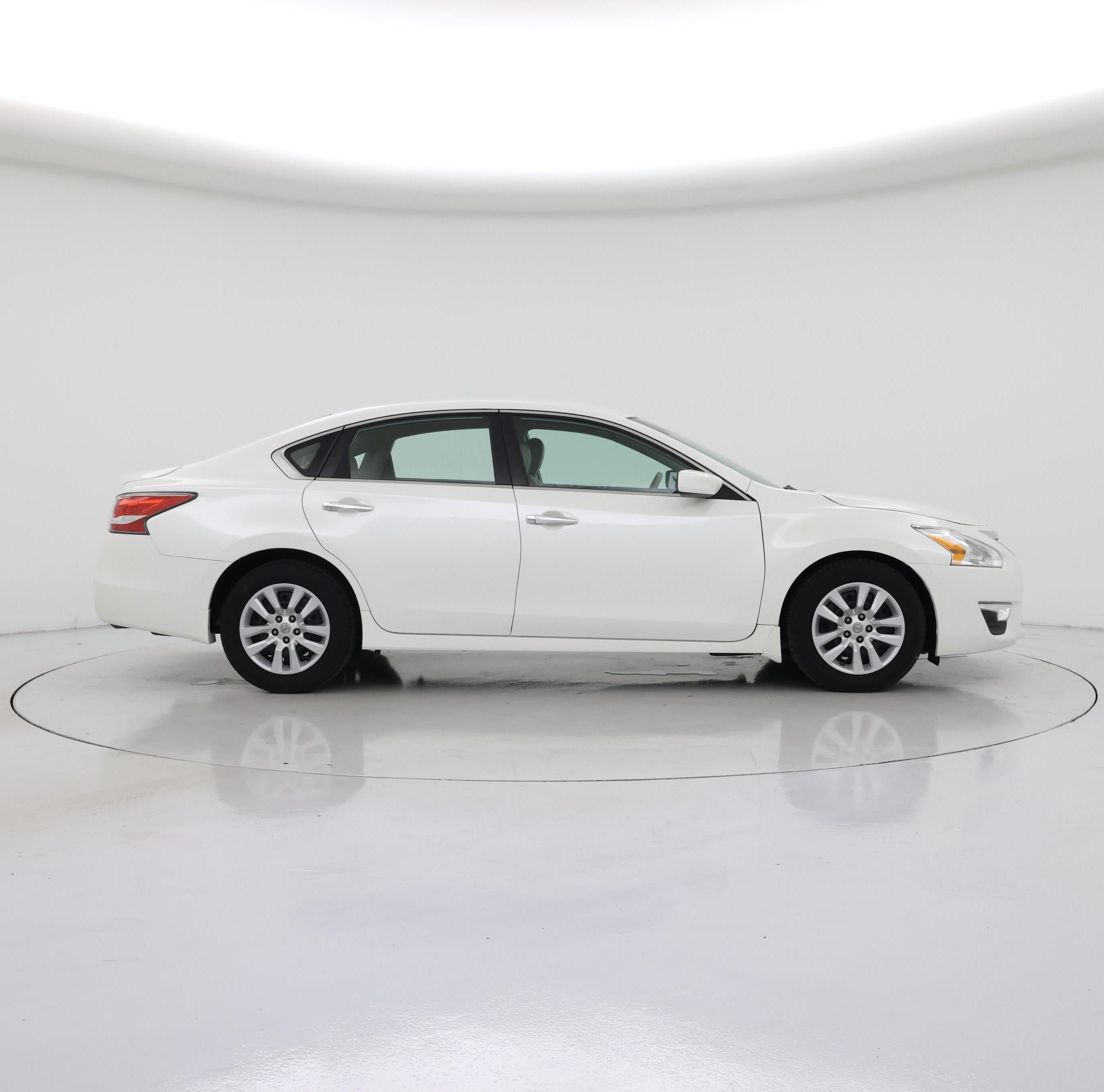 Thumbnail: 2014 Nissan Altima - 7