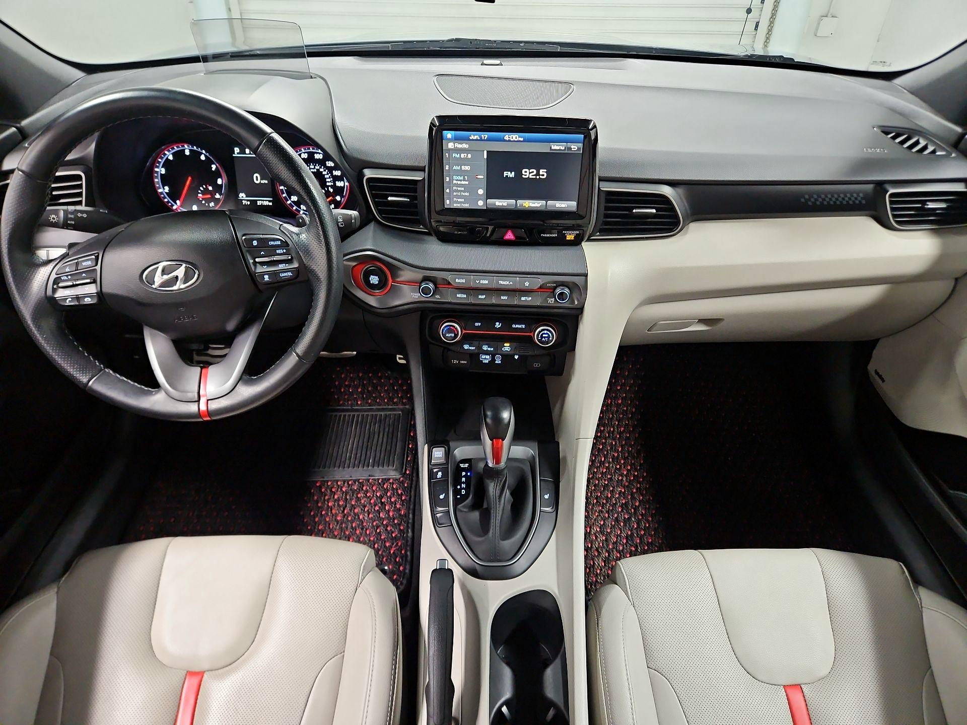 Thumbnail: 2020 Hyundai Veloster - 9