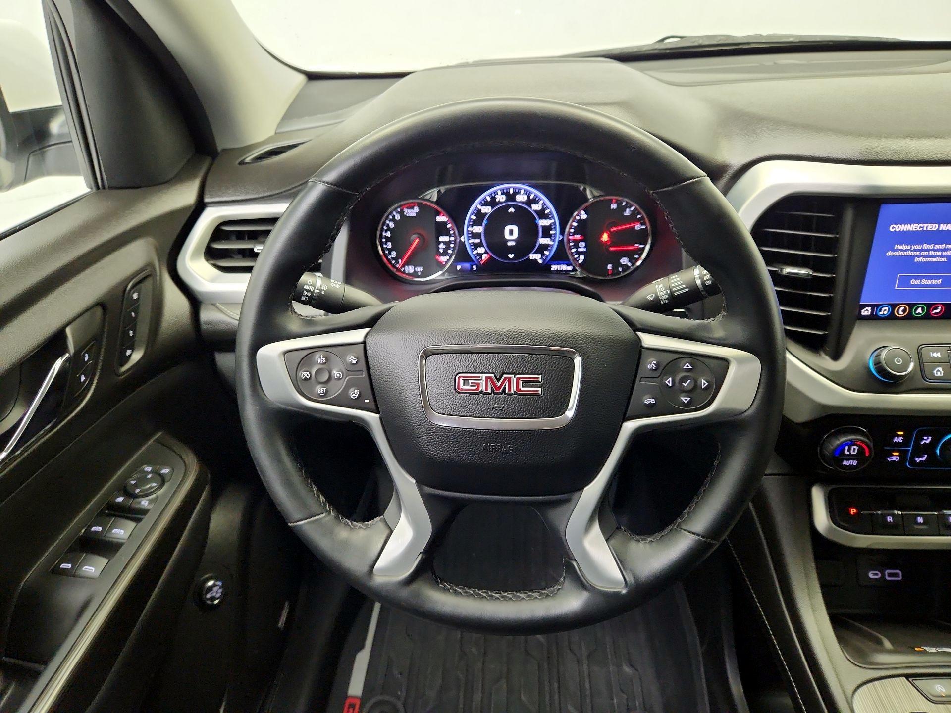 Thumbnail: 2023 GMC Acadia - 10