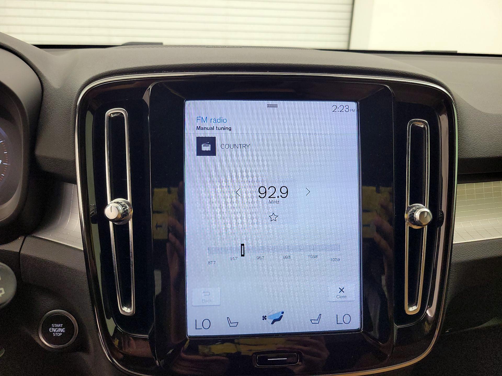 Thumbnail: 2019 Volvo XC40 - 16