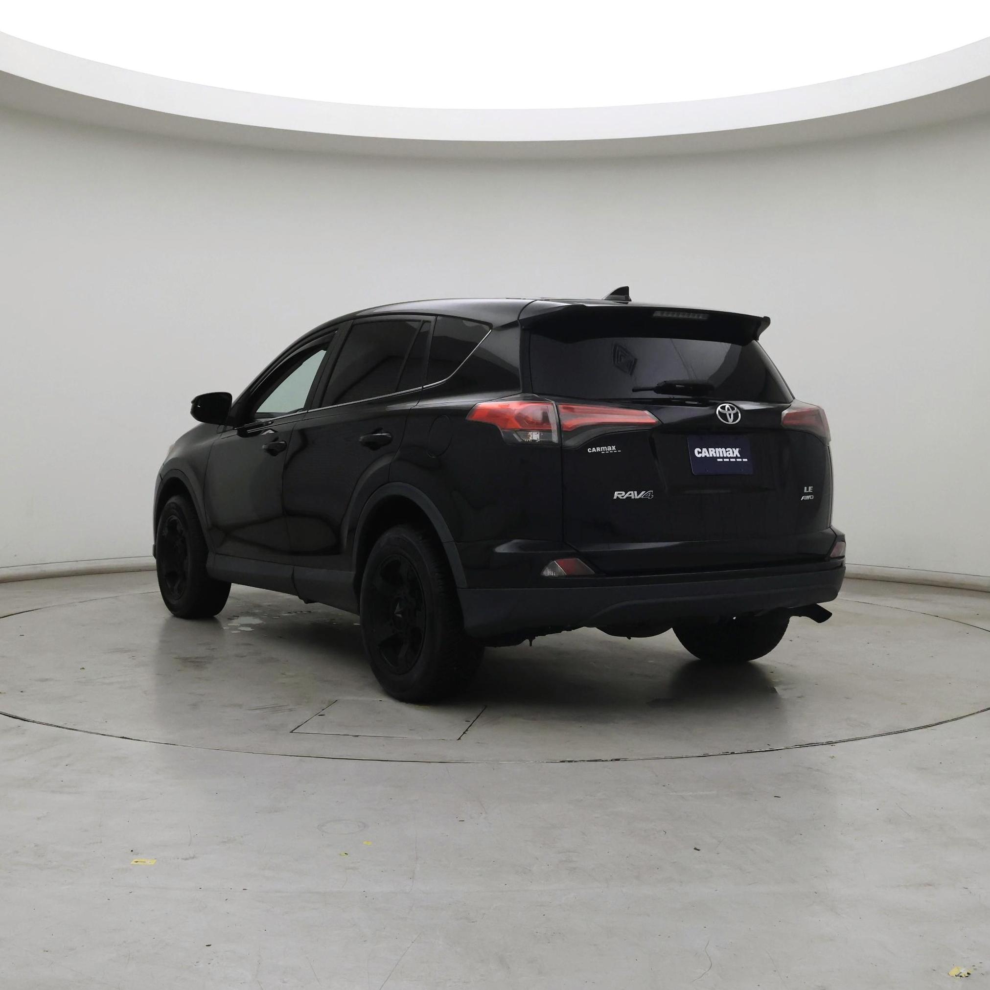Thumbnail: 2016 Toyota RAV4 - 2