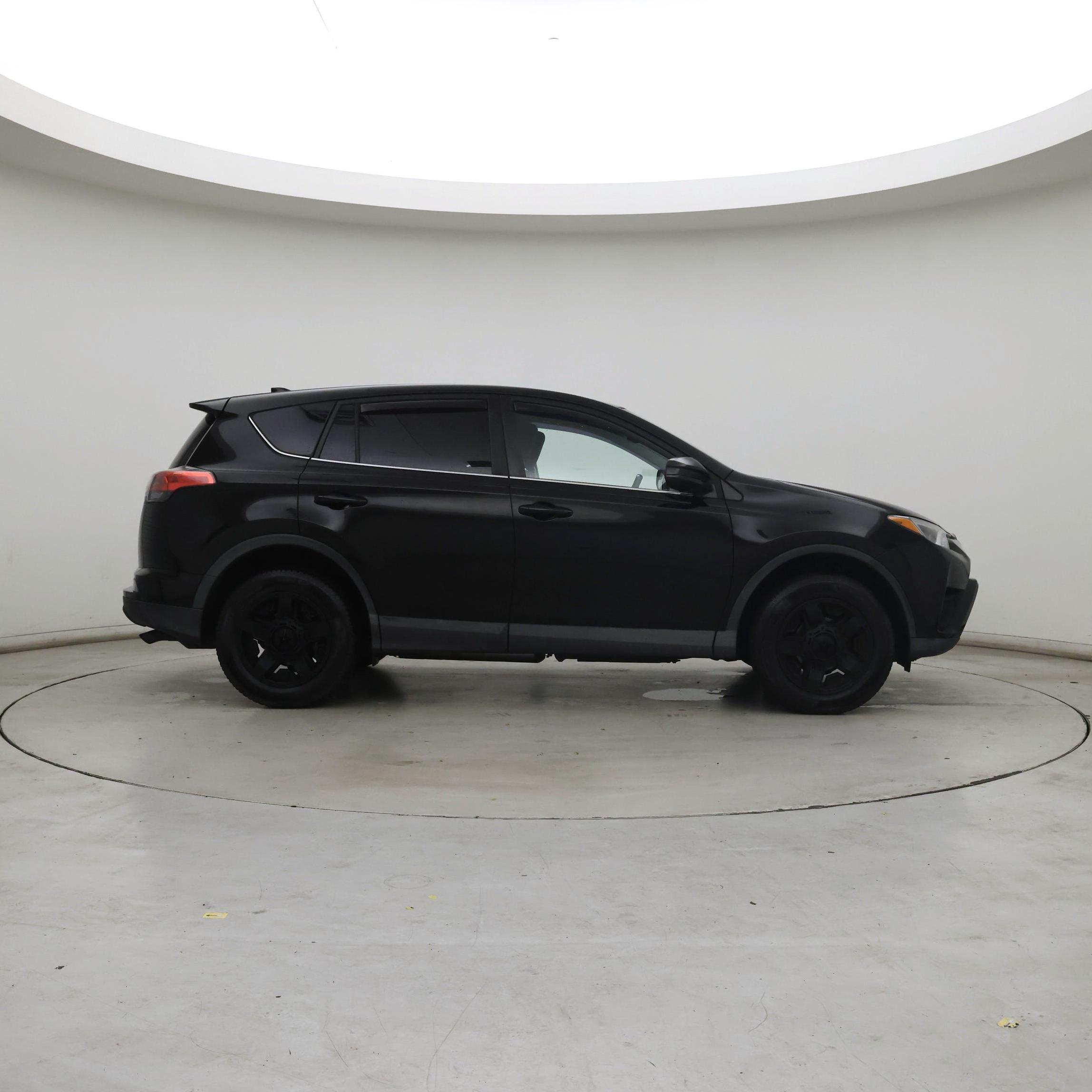 Thumbnail: 2016 Toyota RAV4 - 7