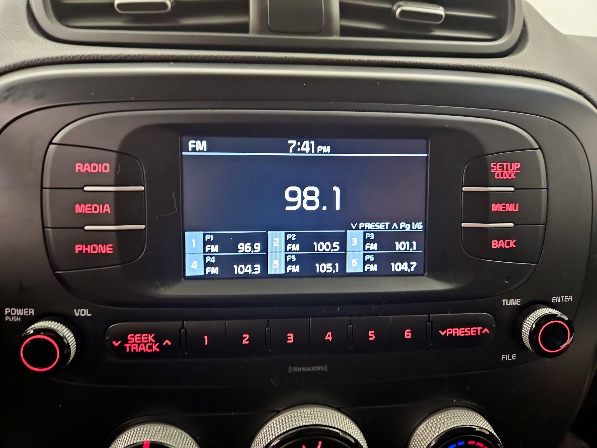 Thumbnail: 2018 Kia Soul - 14