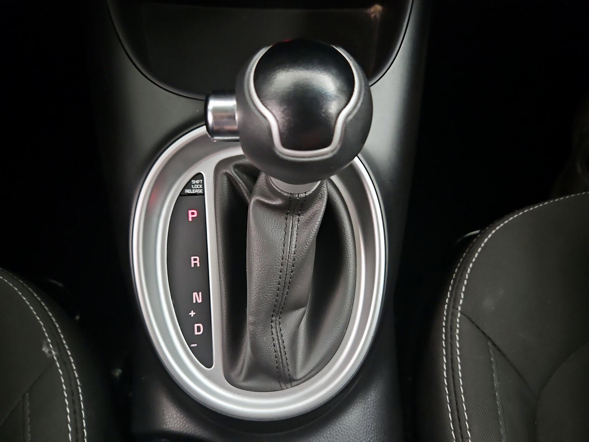 Thumbnail: 2018 Kia Soul - 16