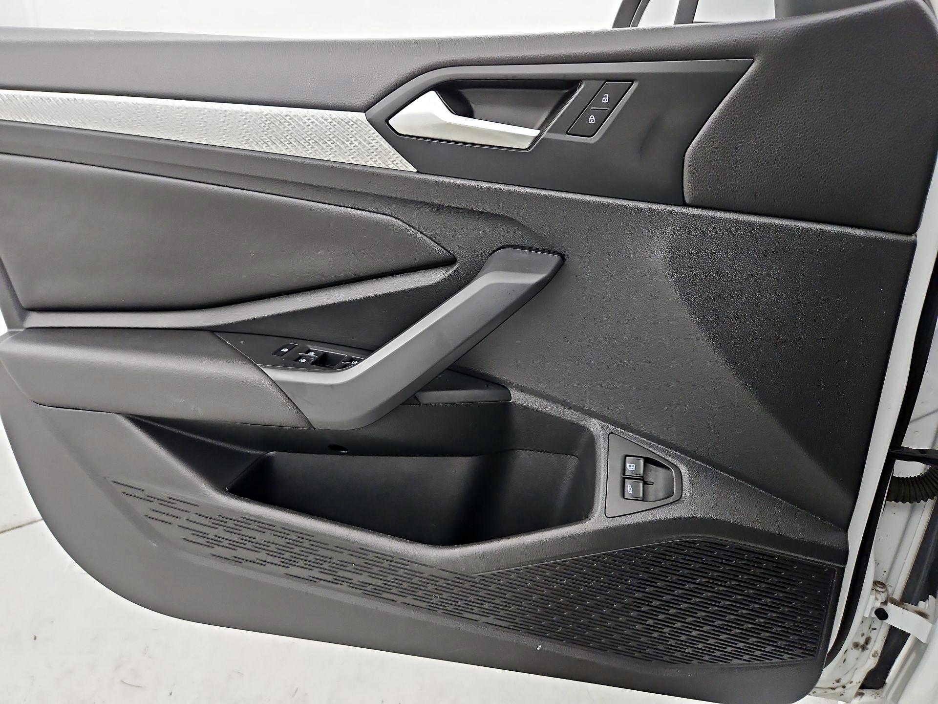 Thumbnail: 2020 Volkswagen Jetta - 12