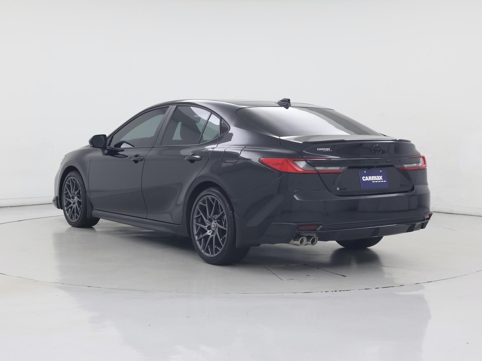 2025 Toyota Camry XSE - Photo 3