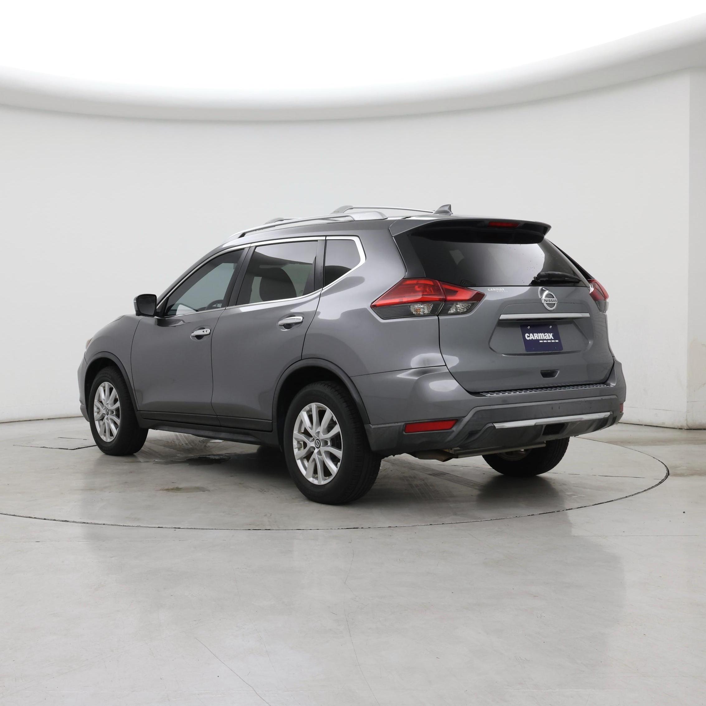 Thumbnail: 2017 Nissan Rogue - 2