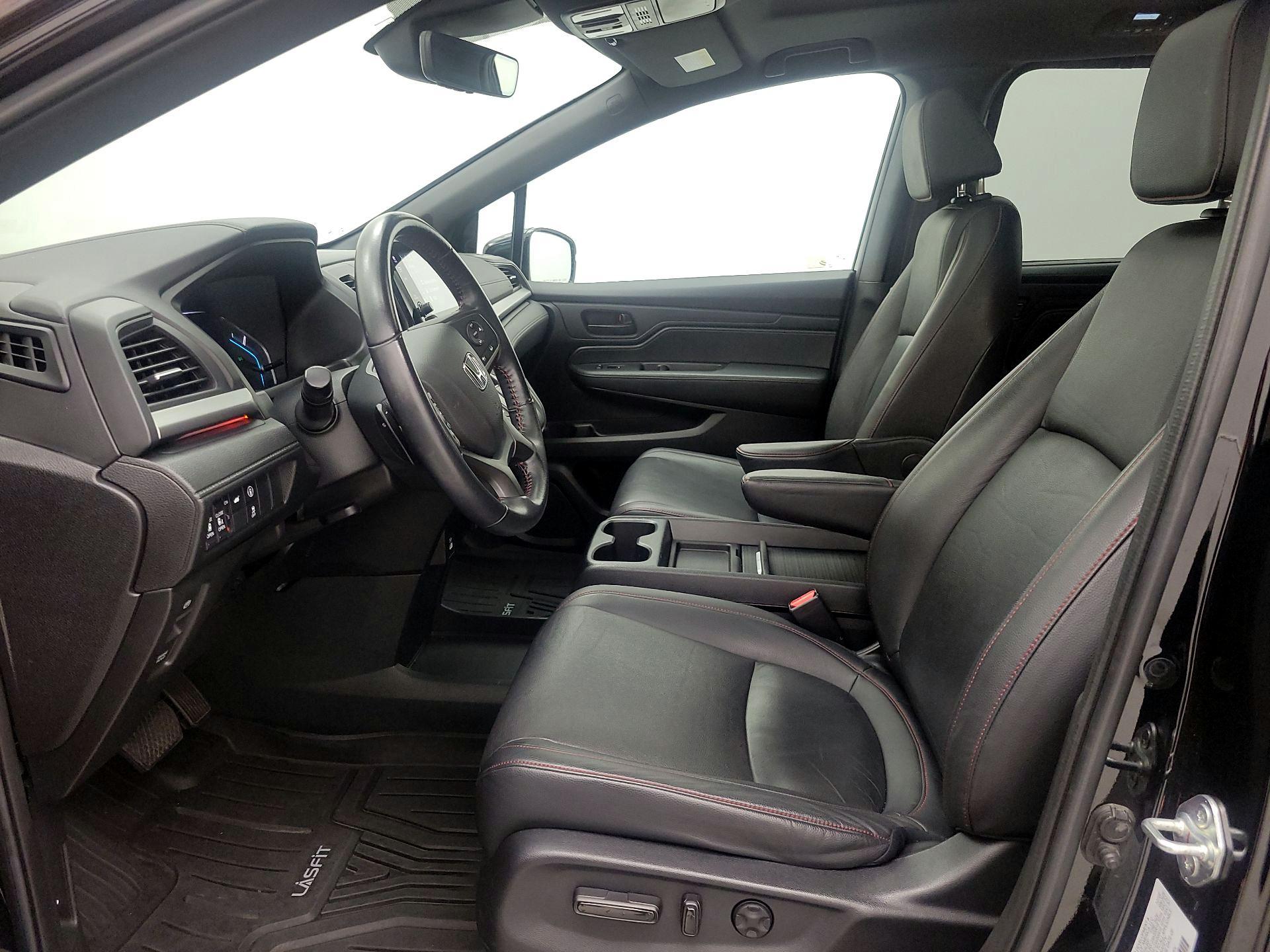 Thumbnail: 2023 Honda Odyssey - 11