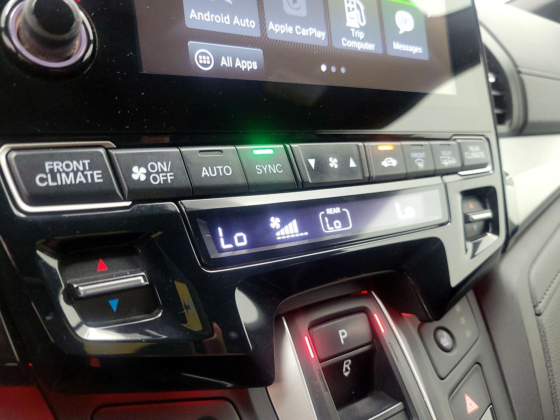 Thumbnail: 2023 Honda Odyssey - 16