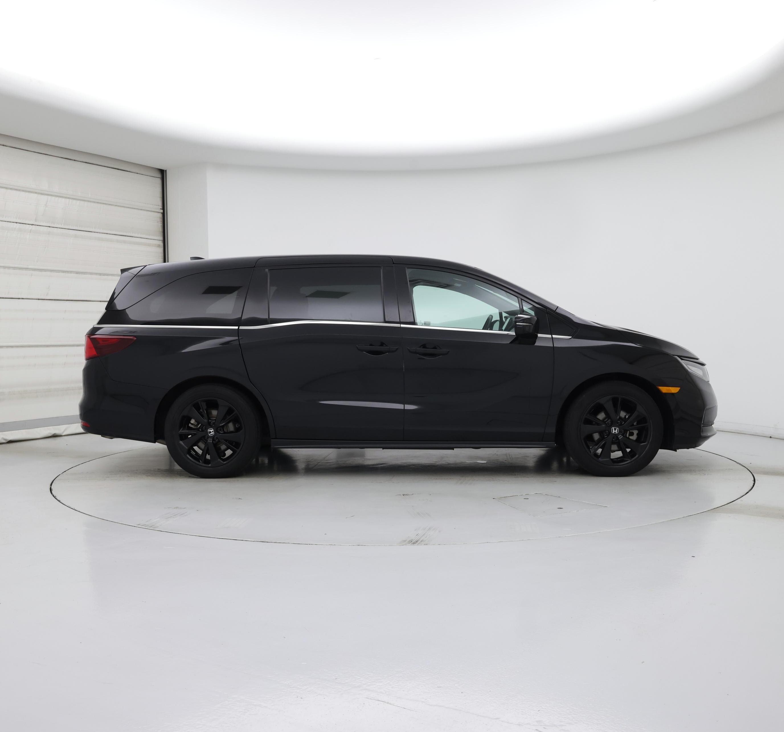 Thumbnail: 2023 Honda Odyssey - 7