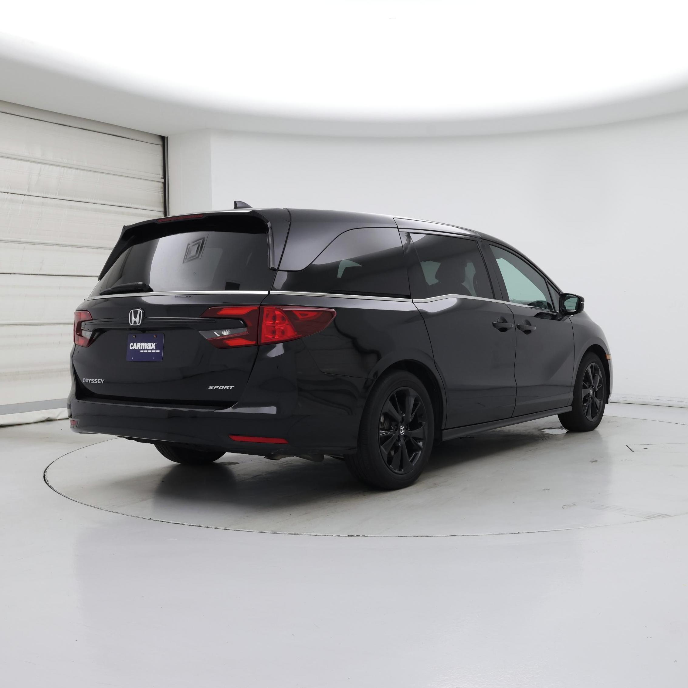 Thumbnail: 2023 Honda Odyssey - 8