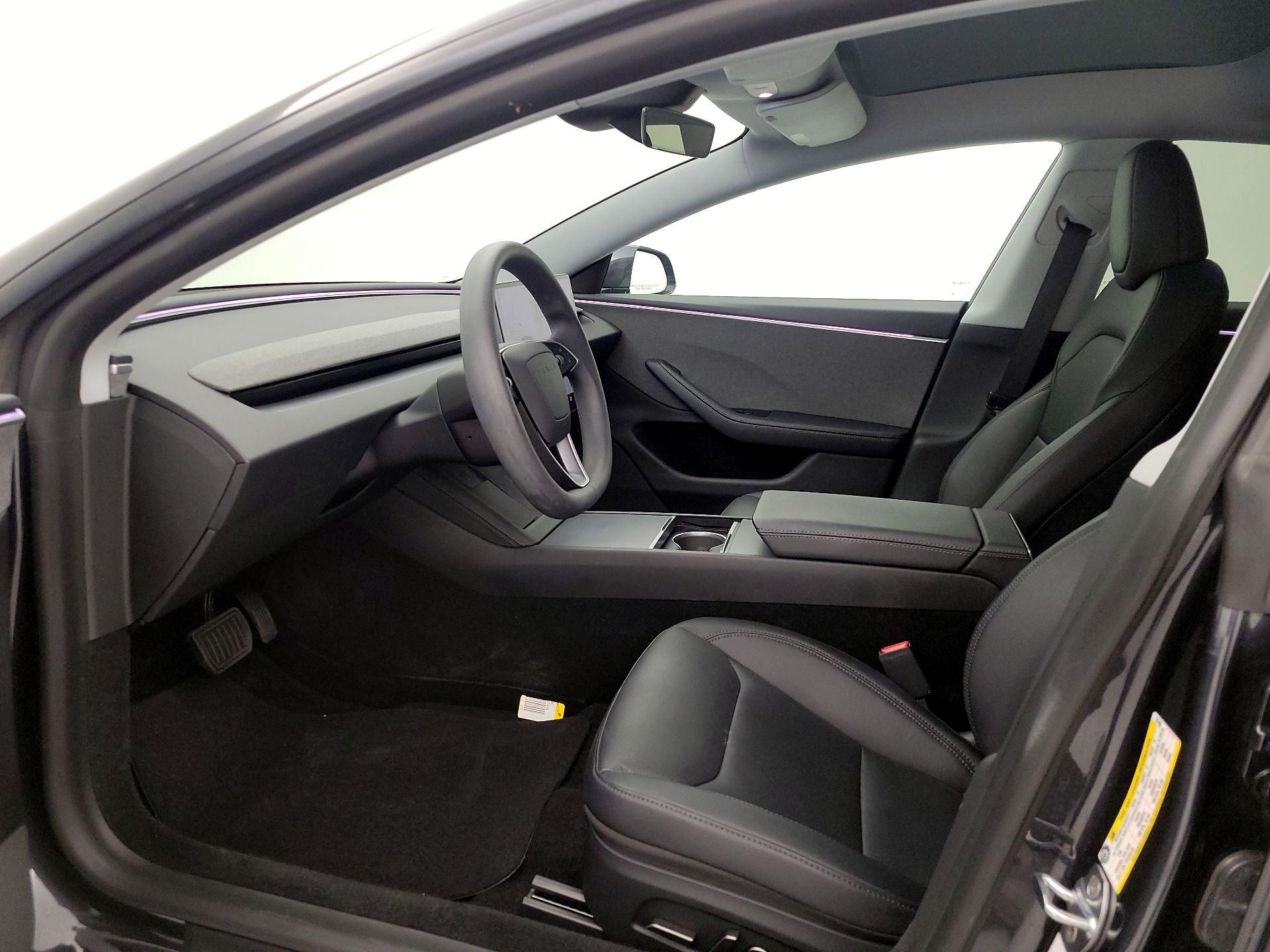 Thumbnail: 2025 Tesla Model 3 - 11