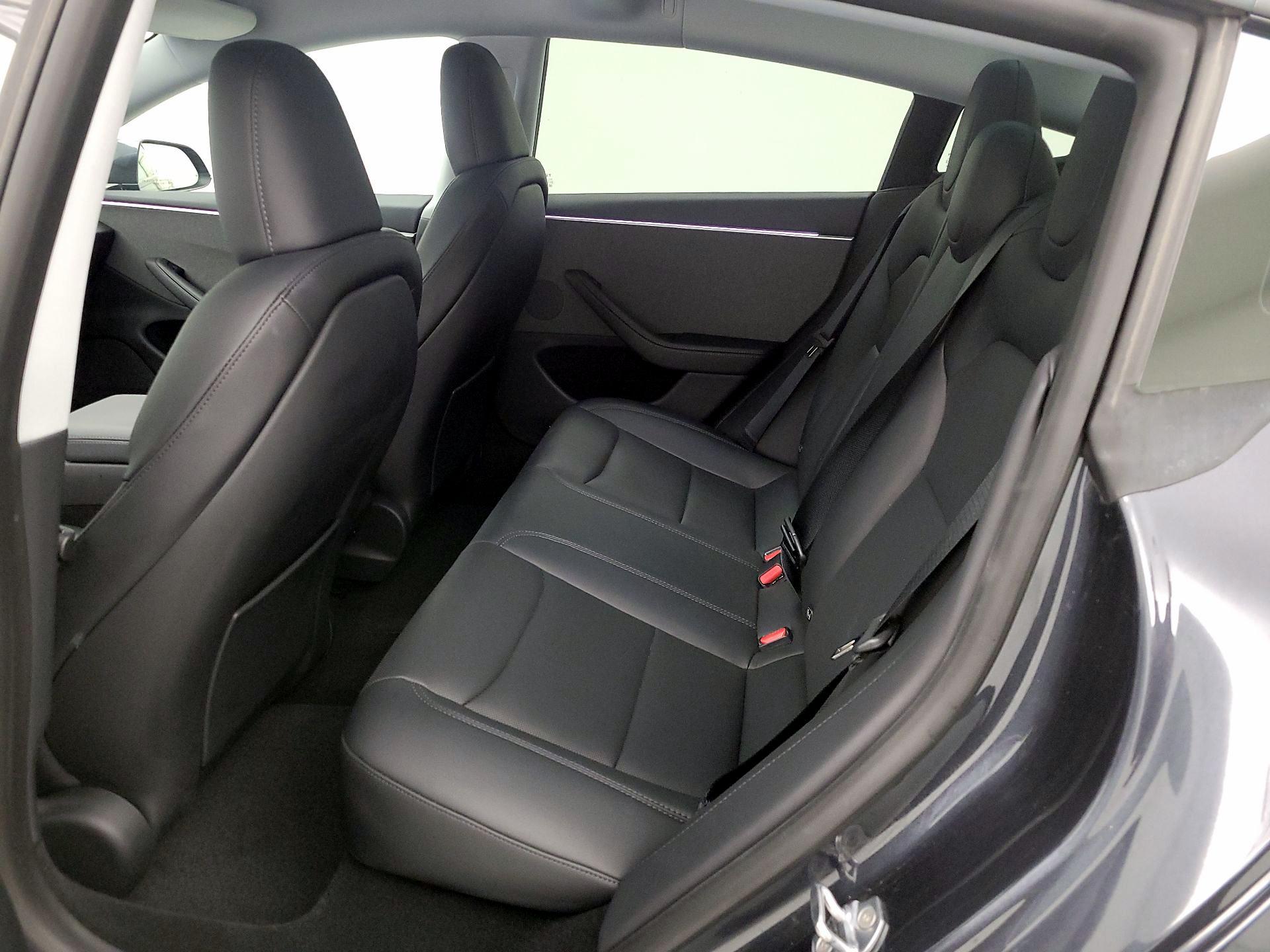 Thumbnail: 2025 Tesla Model 3 - 20