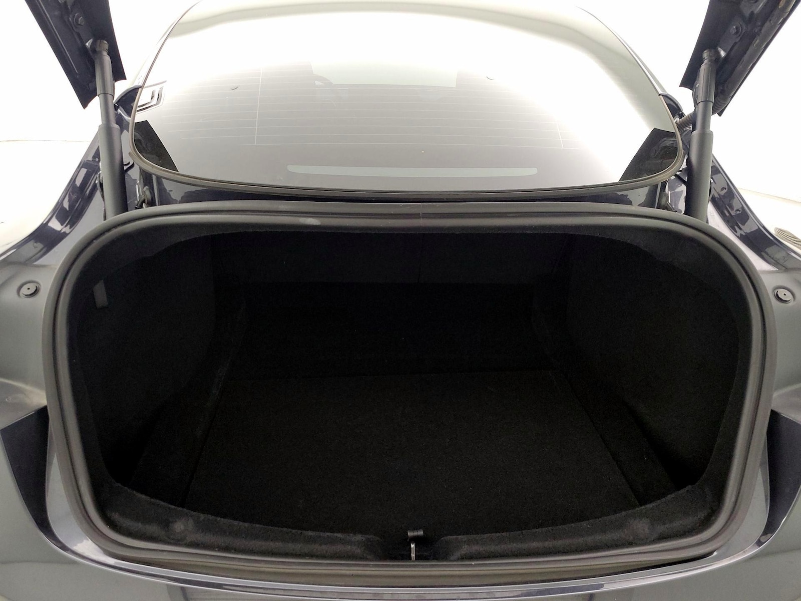 2025 Tesla Model 3 Long Range - Photo 22