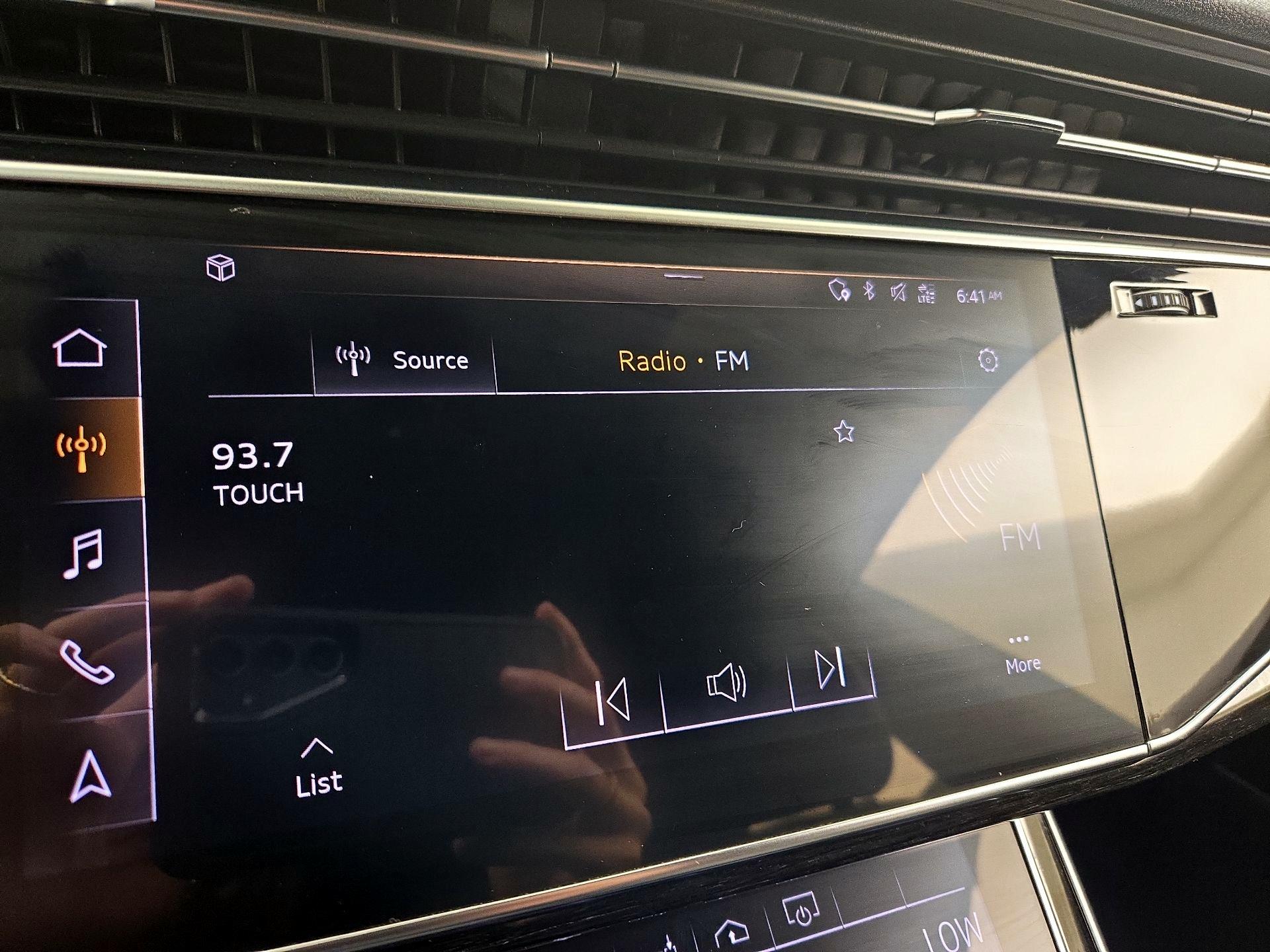 Thumbnail: 2019 Audi Q8 - 14