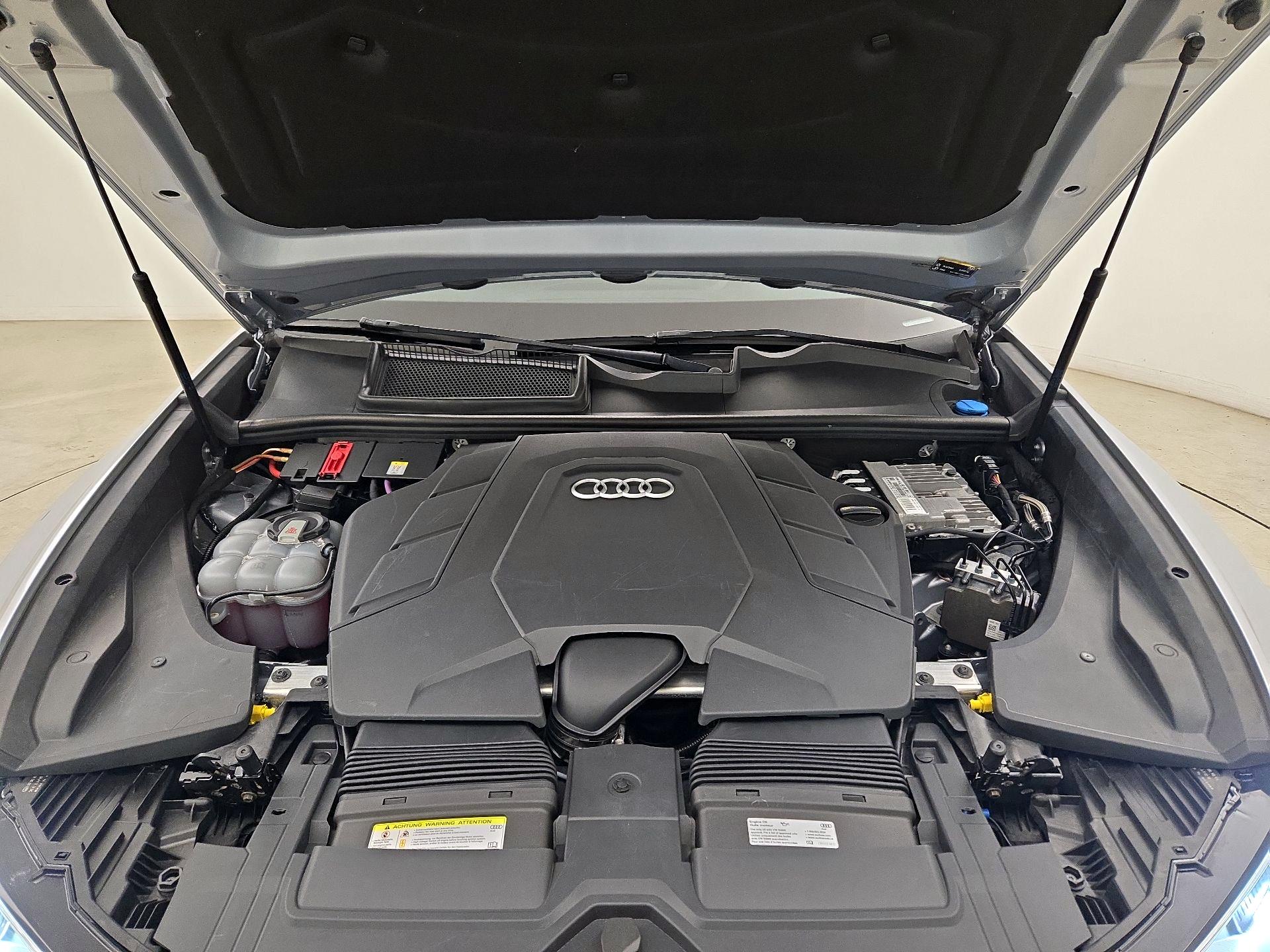 Thumbnail: 2019 Audi Q8 - 18