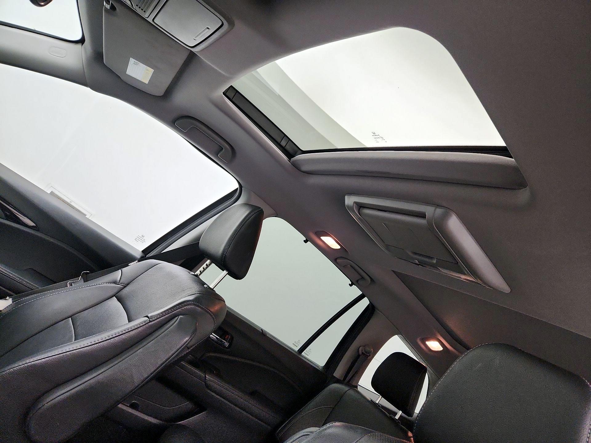 Thumbnail: 2017 Honda Pilot - 20