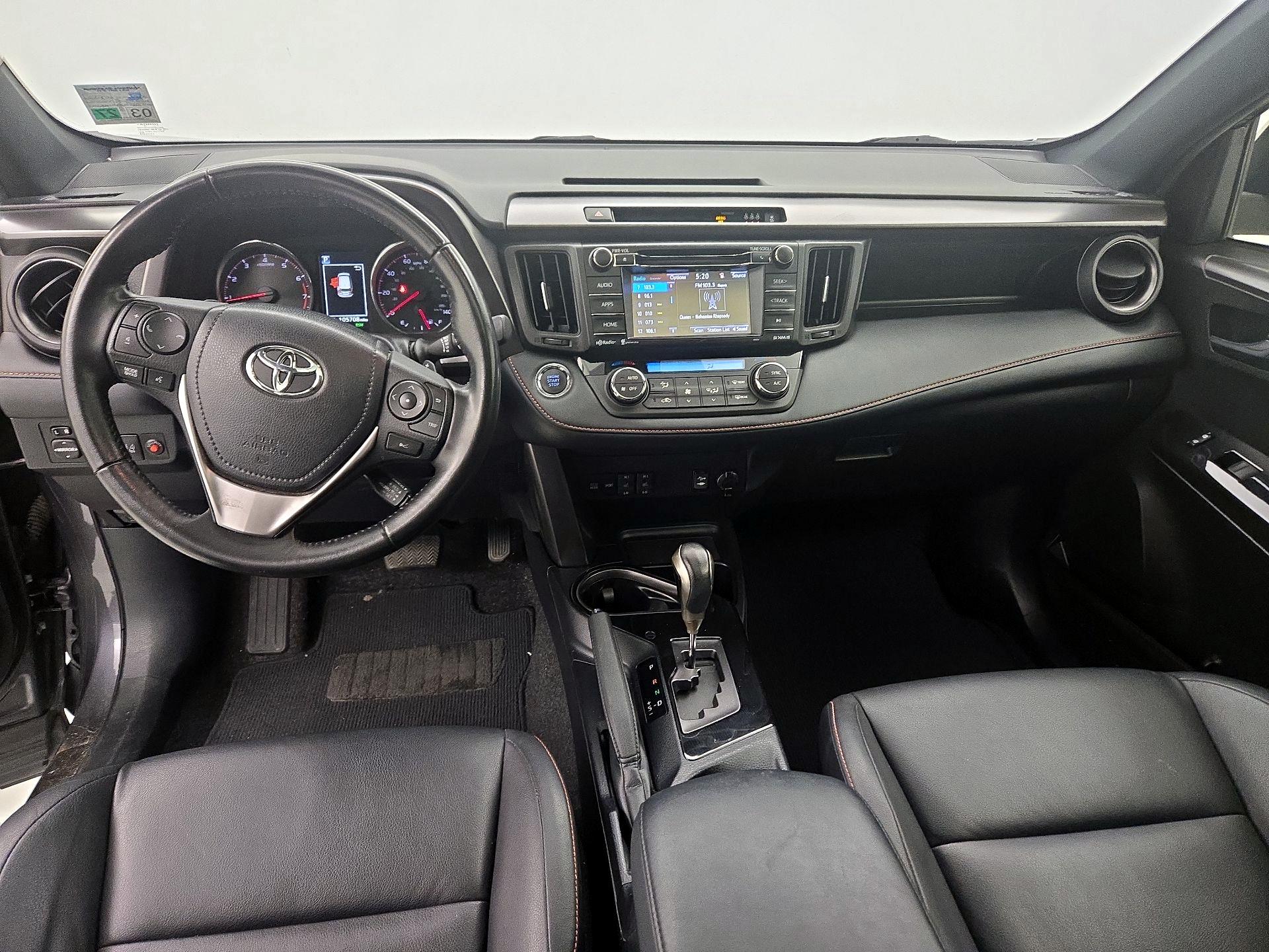 Thumbnail: 2018 Toyota RAV4 - 9