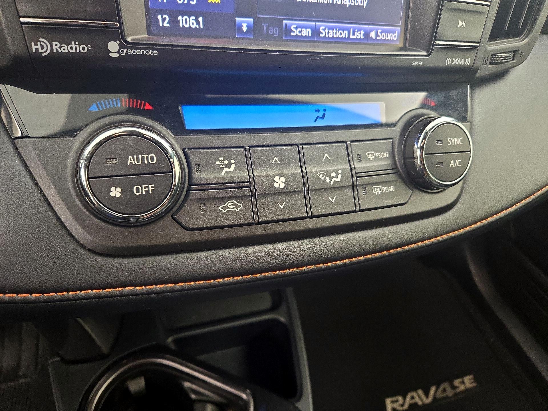 Thumbnail: 2018 Toyota RAV4 - 16