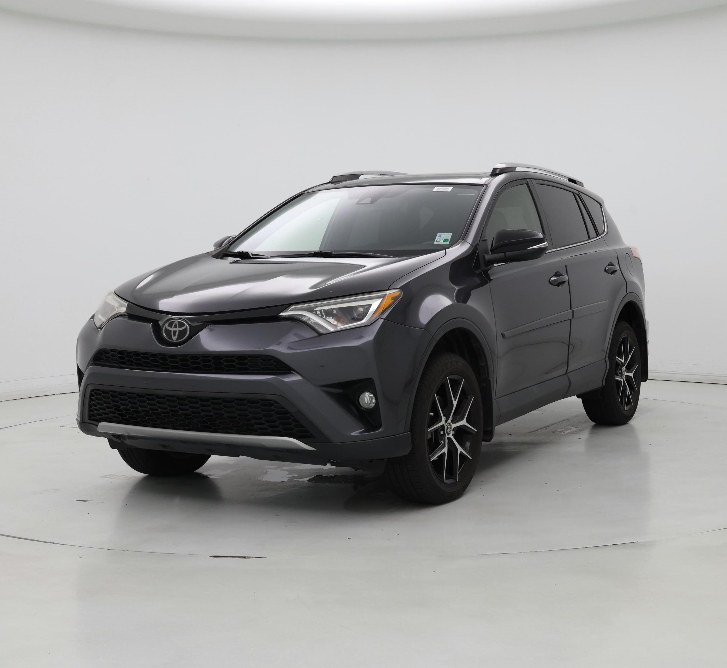 Thumbnail: 2018 Toyota RAV4 - 4