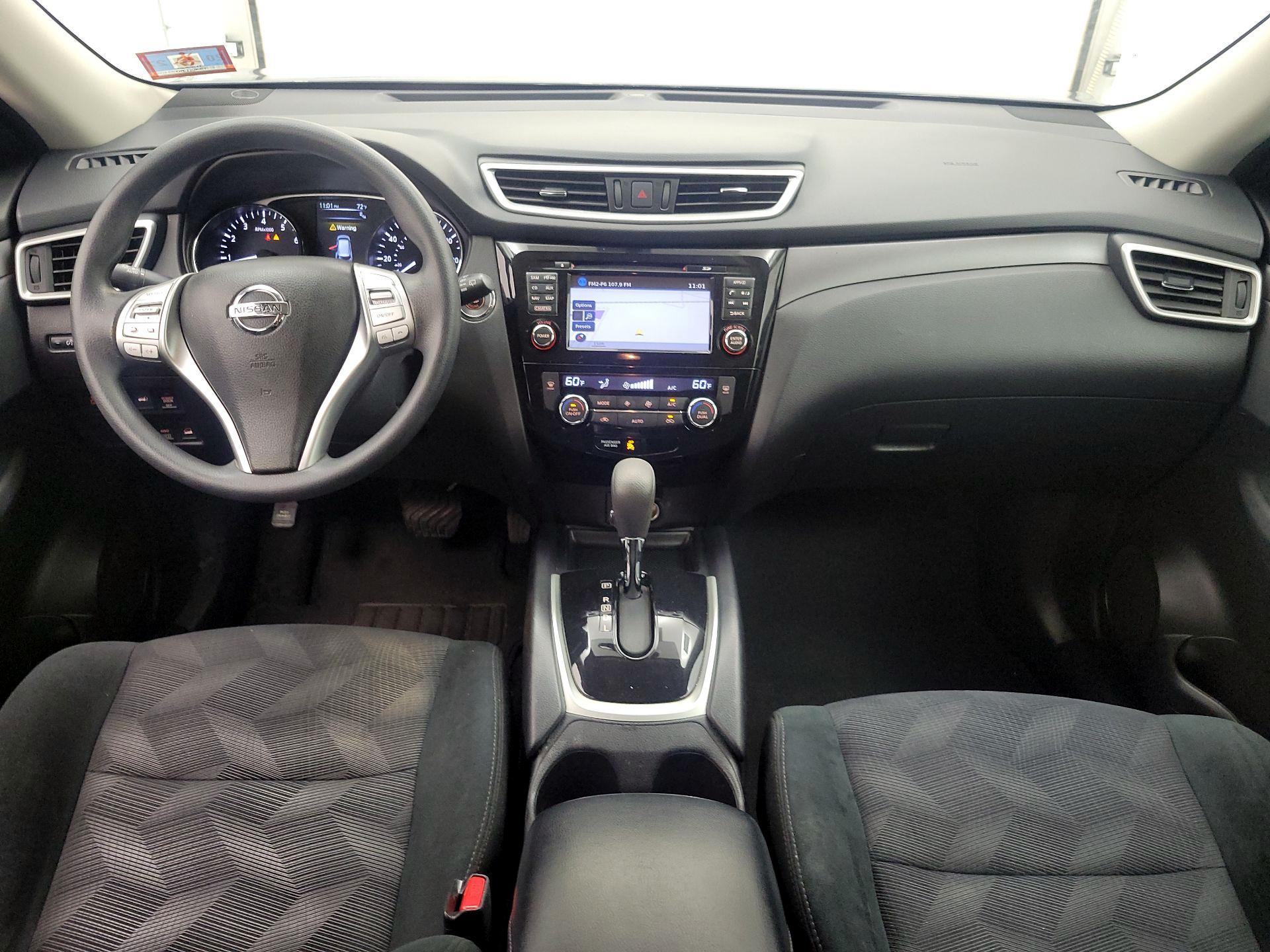 Thumbnail: 2016 Nissan Rogue - 9