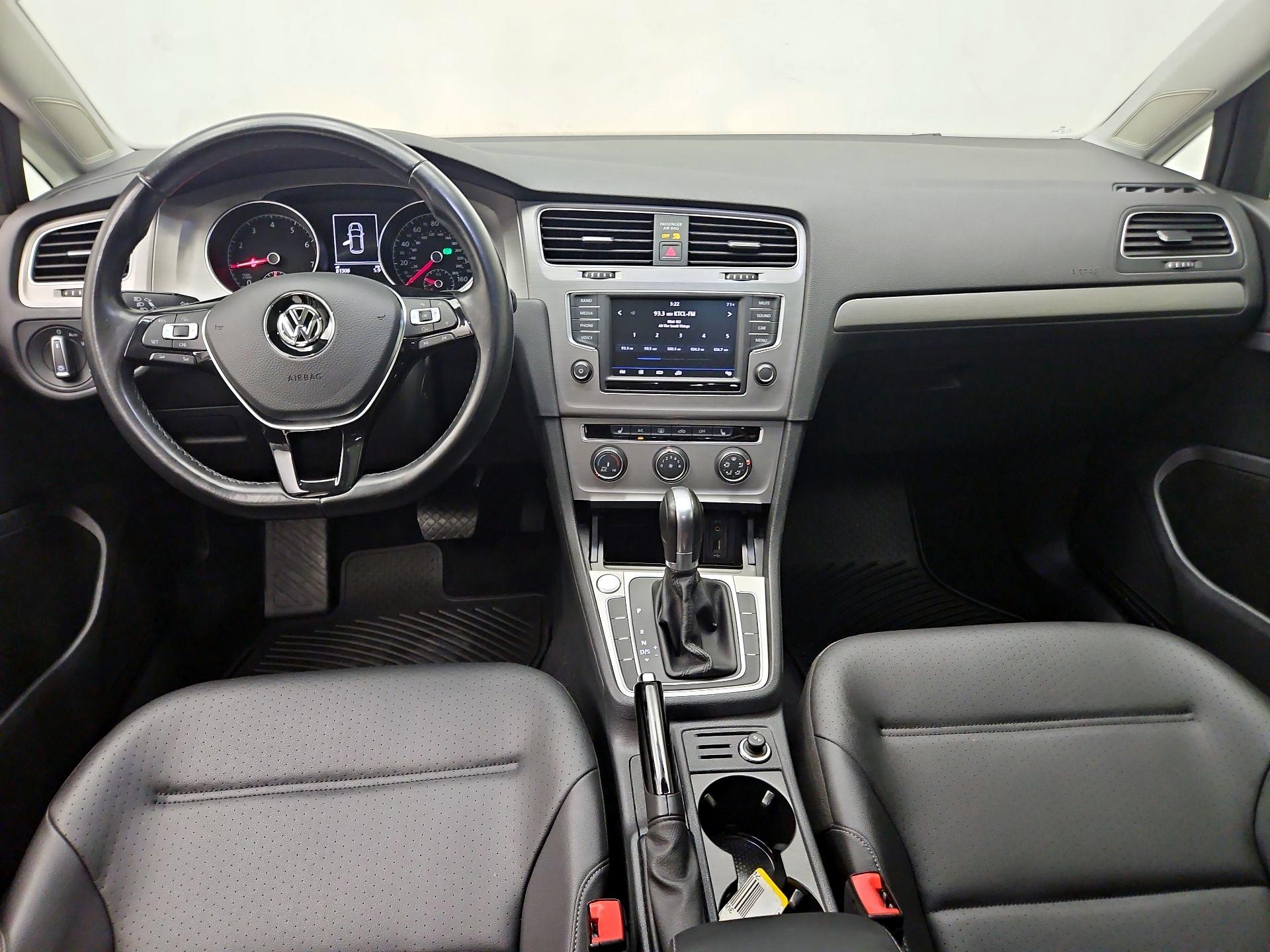 Thumbnail: 2017 Volkswagen Golf - 9