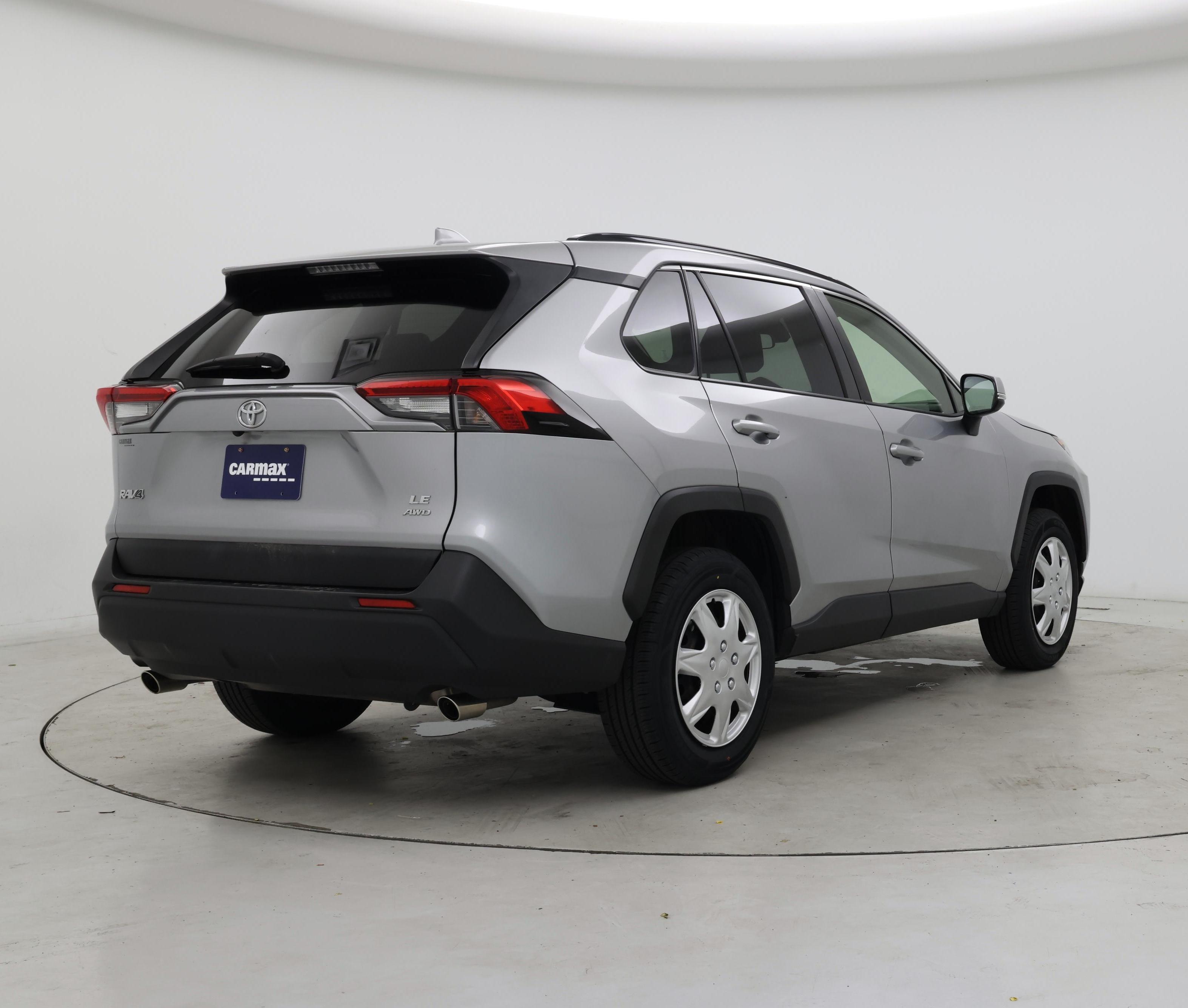 Thumbnail: 2019 Toyota RAV4 - 8