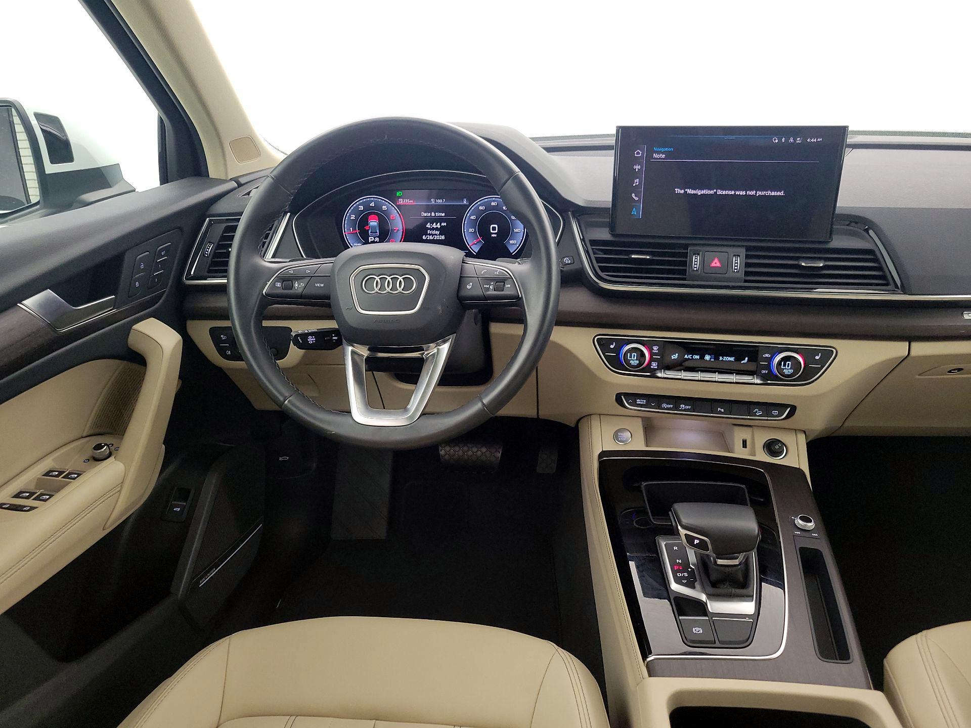 Thumbnail: 2022 Audi Q5 - 10