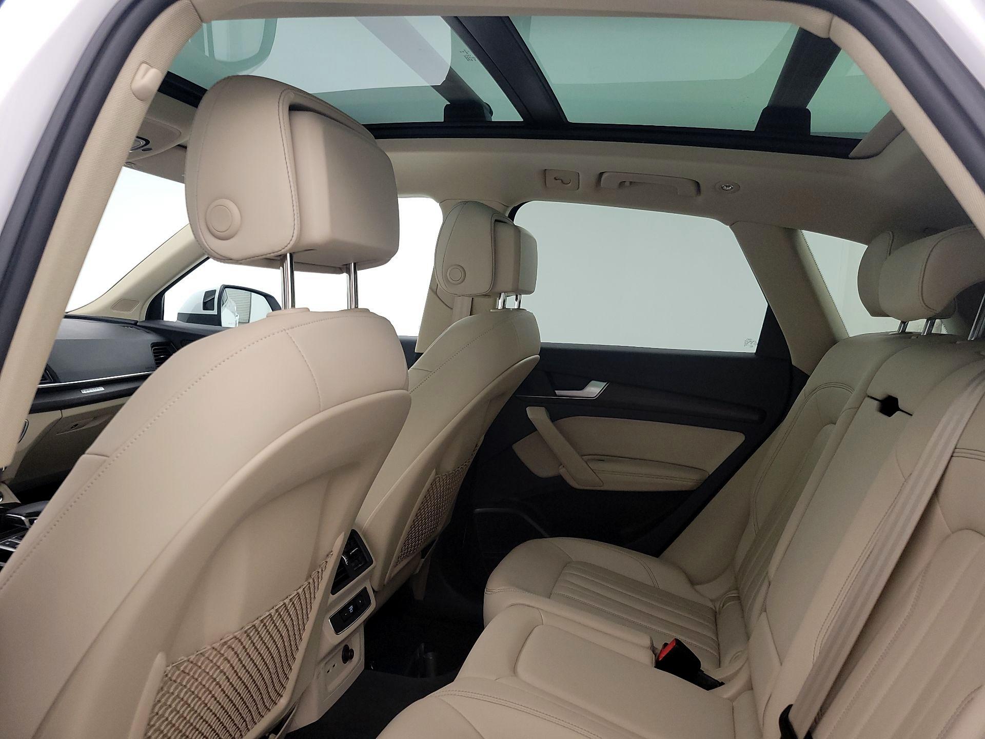 Thumbnail: 2022 Audi Q5 - 19