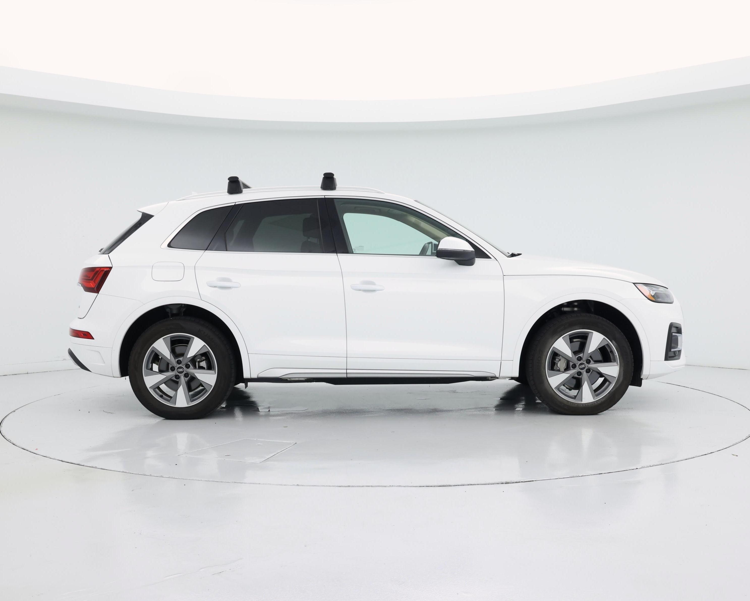 Thumbnail: 2022 Audi Q5 - 7