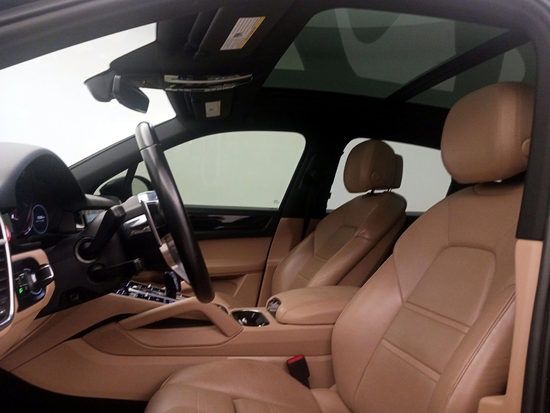Thumbnail: 2019 Porsche Cayenne - 20