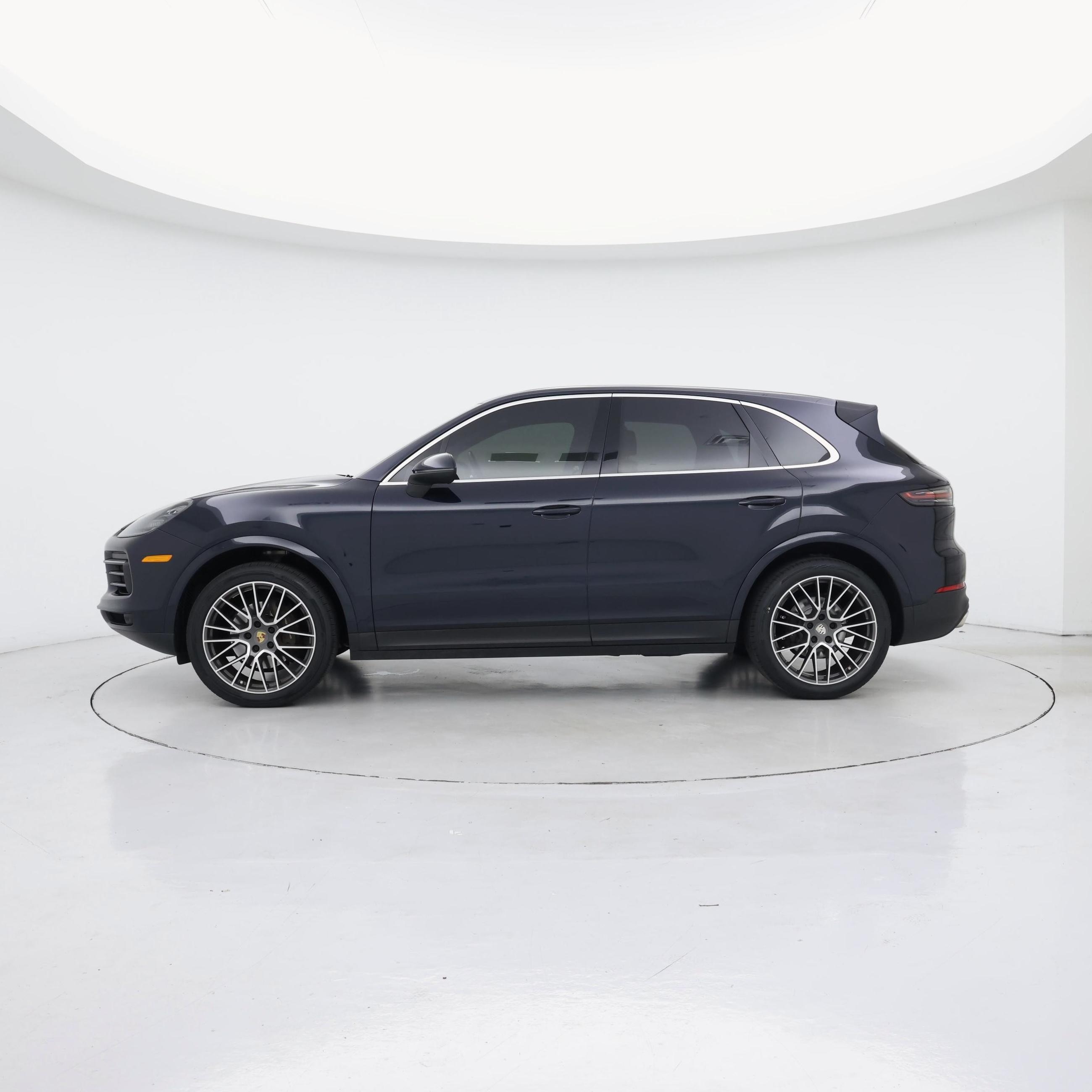 Thumbnail: 2019 Porsche Cayenne - 3