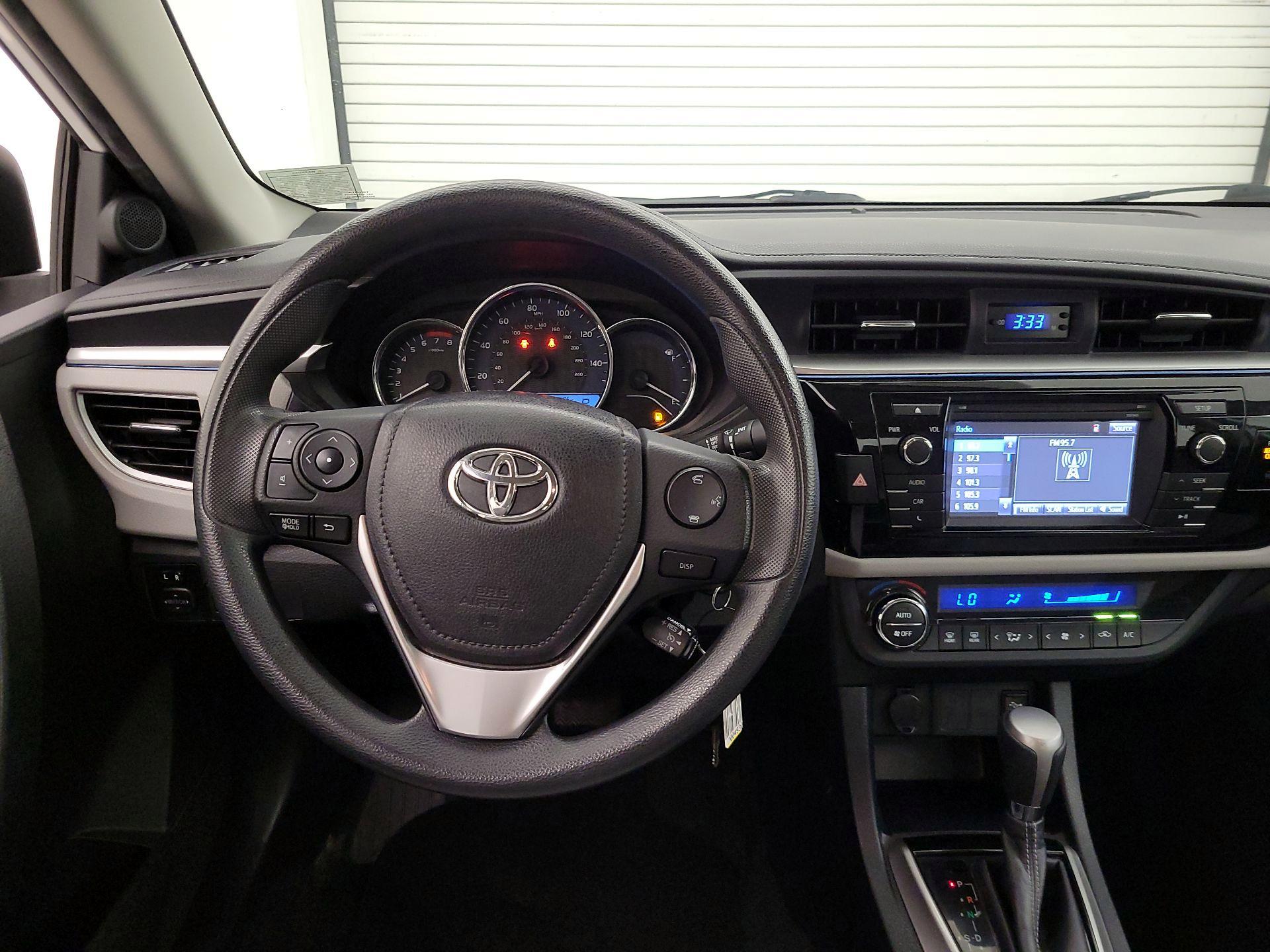 Thumbnail: 2014 Toyota Corolla - 10