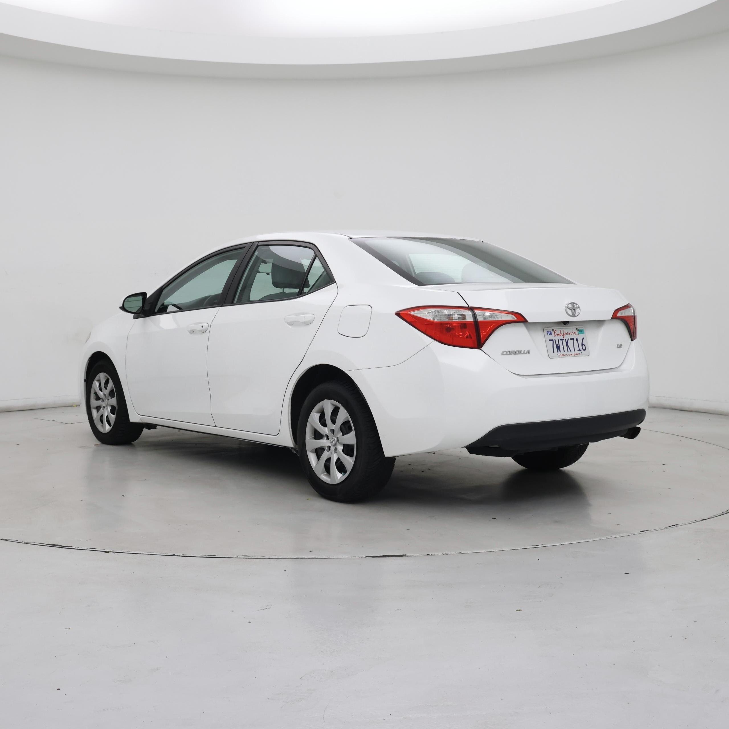 Thumbnail: 2014 Toyota Corolla - 2