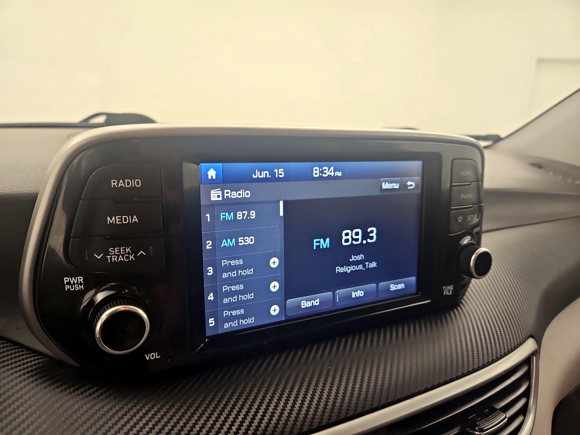 Thumbnail: 2019 Hyundai Tucson - 15